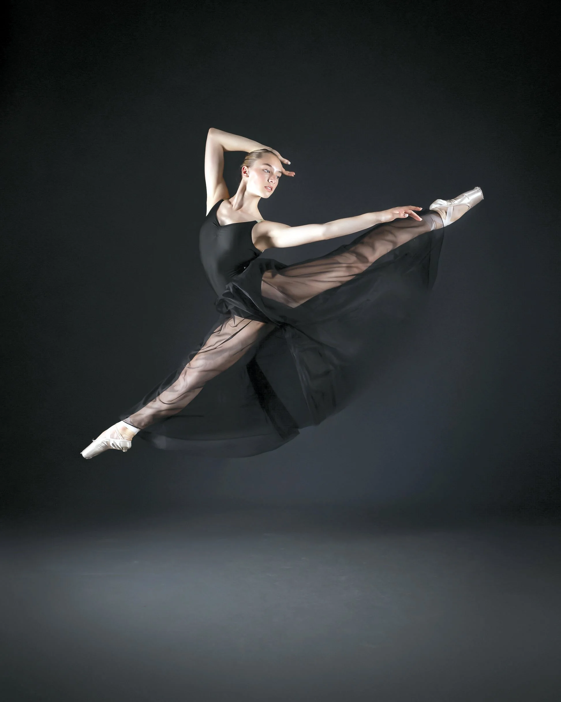 nsam22 grace leap arm up.jpg