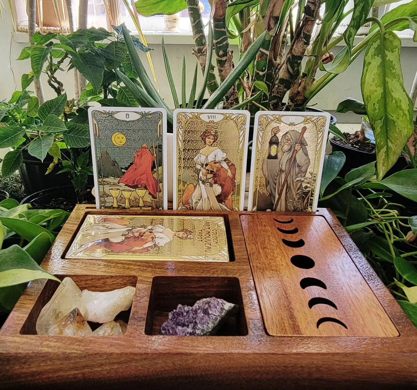 tarot.jpg