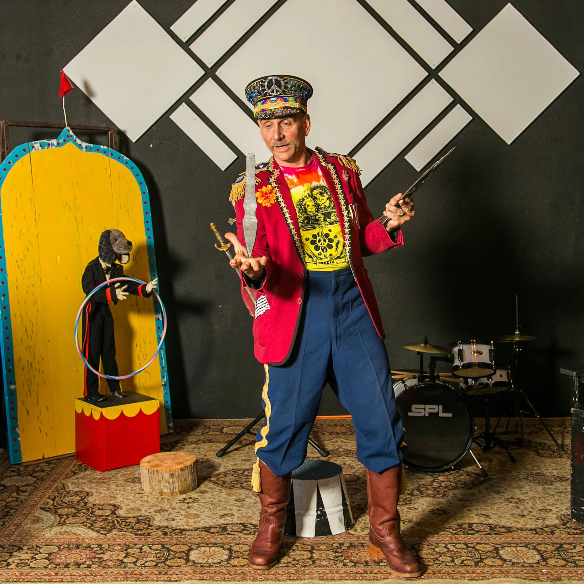 Salamnader knife balance copy.jpeg