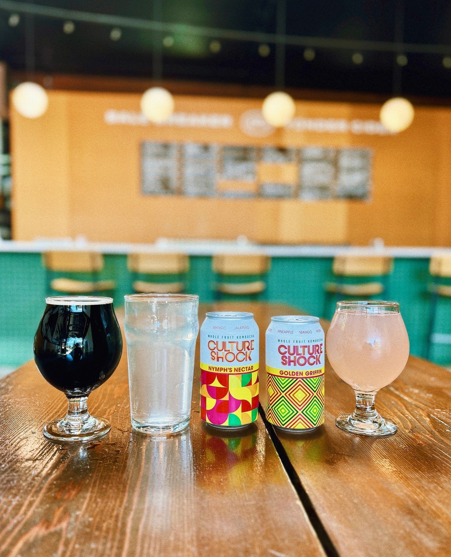 Have you heard the buzz? Our taproom is stocked with a diverse range of N/A options! 🍹⁠
⁠
Right now, we're serving up refreshing @diamondknotbrew root beer, two flavorful @cultureshock kombuchas, zesty @timbercityginger ginger beer and a delicious @