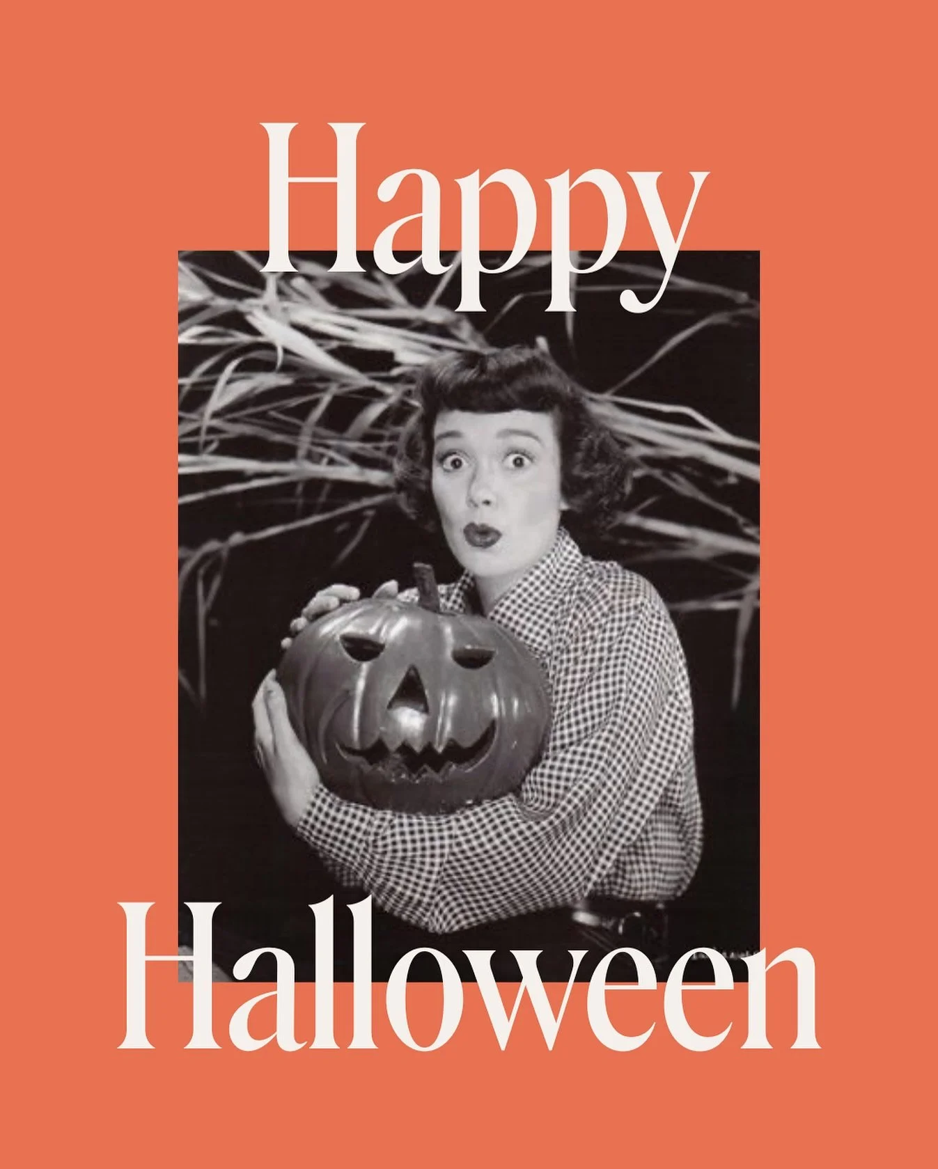 Trick or treat yourself - we&rsquo;re OPEN today at both taprooms! Come visit us in costume and get $1 off your pint. 👻 ✨⁠
⁠
We&rsquo;re warming things up with two cozy hot cider specials today:⁠
⁠
🎃 Pumpkin Spice Hot Cider⁠ made w/ Vantage
🍎 N/A 