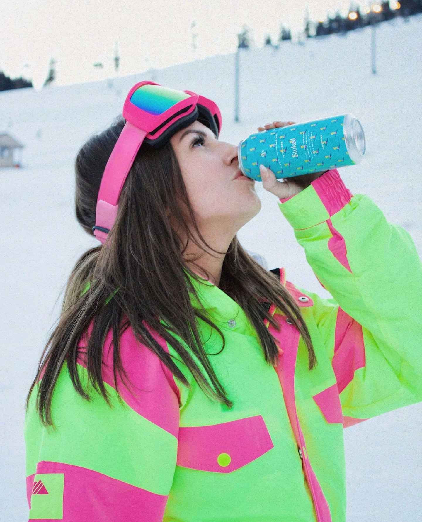 Stoked is officially BACK today! 🎿 ⁠
⁠
Our limited edition winter cider is dialed in for those days when the snow&rsquo;s deep, the air&rsquo;s cold, and the stoke is real. This spicy, rich Stoke Red sipper - made from 70% Stoke Red apples and 30% R