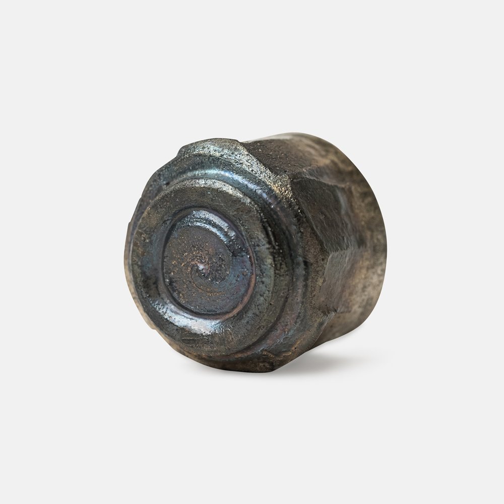 YN-SB-IO-002 - 003.jpg