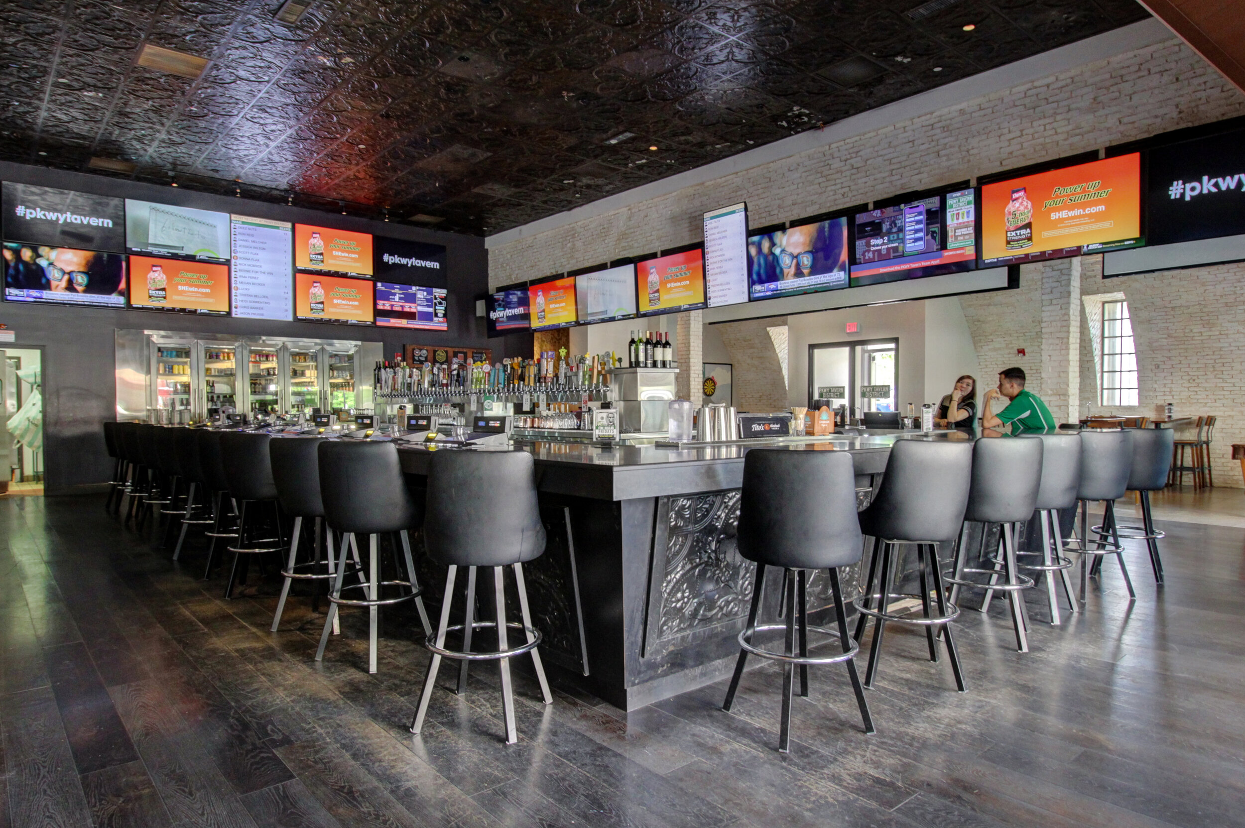 PKWY District PKWY Tavern 24 7 Beer Food And Fun