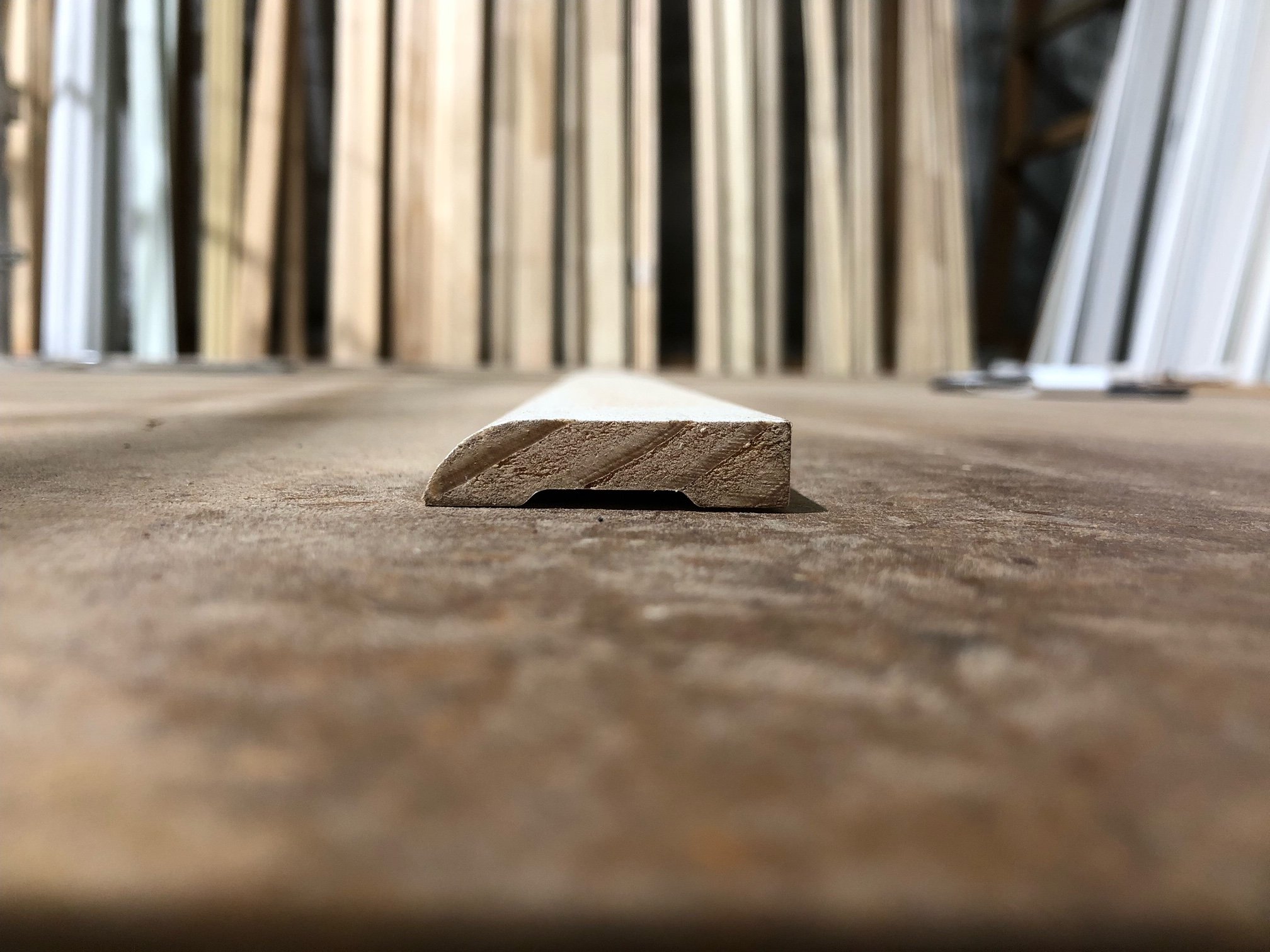 Bullnose Architrave 40x10 - 49m stock