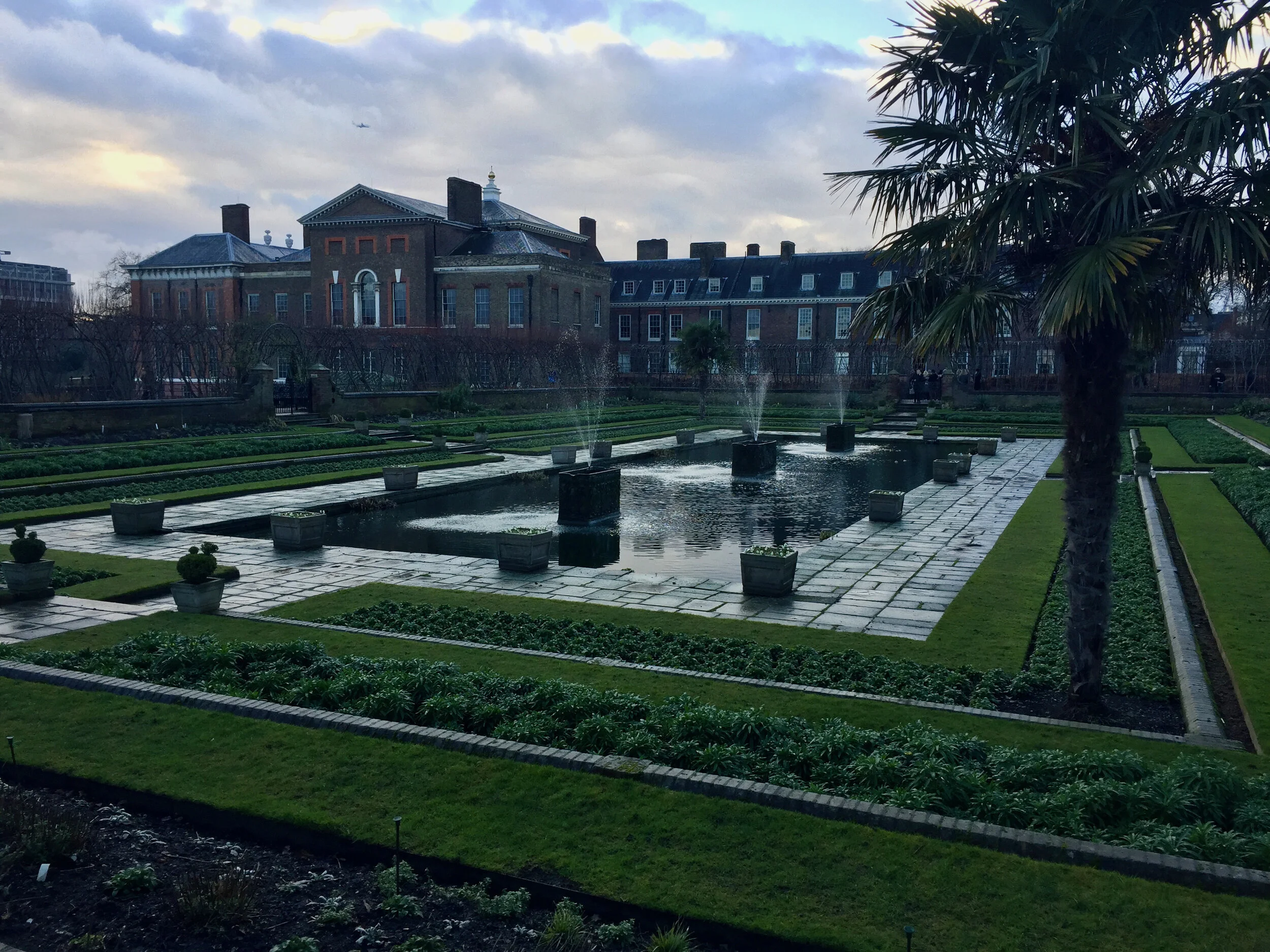 KP // London, UK - Buckingham Palace // Kierston Powell