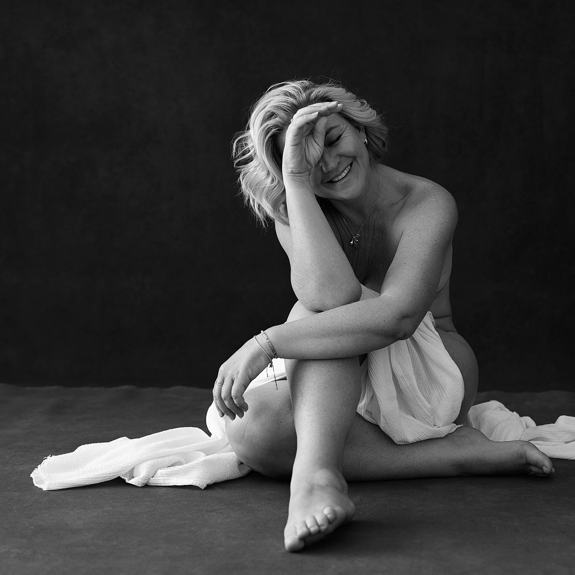 Beautiful-Images-Photography-boudoir-contemporary.jpg