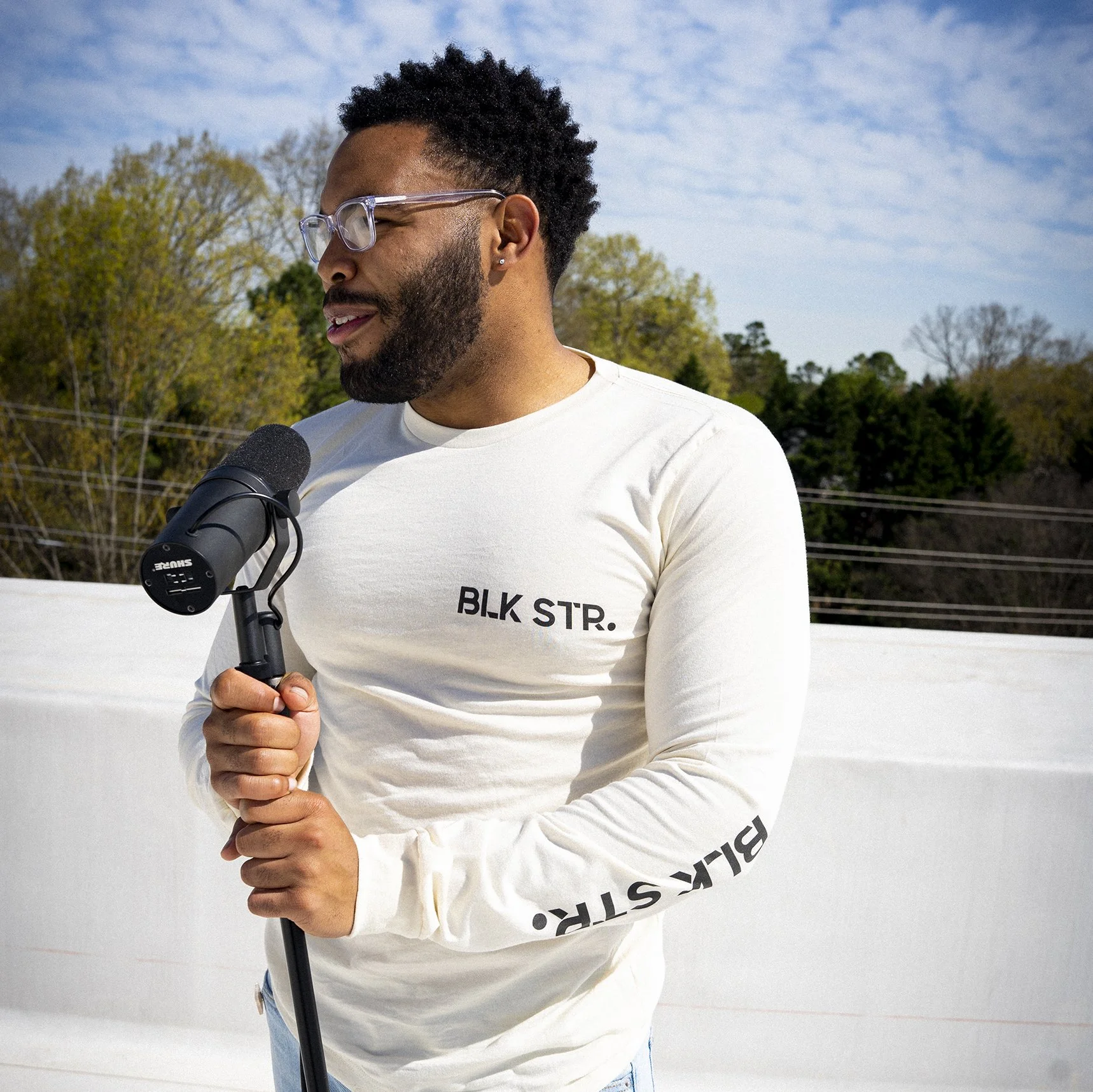 BLK STR LONG SLEEVE LOGO