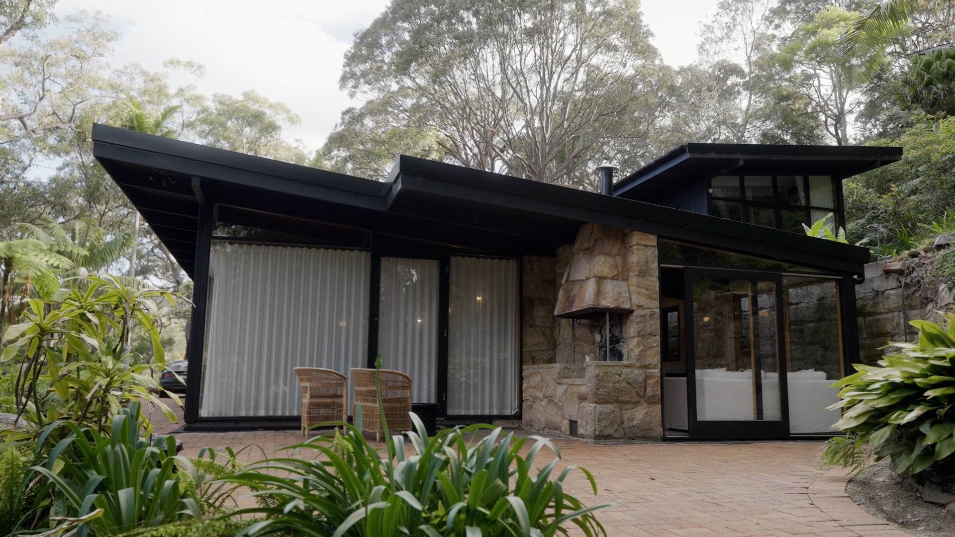 Timeless design and natural materials working together in perfect harmony.
#keithrootbuilding #keithrootbuildingservices