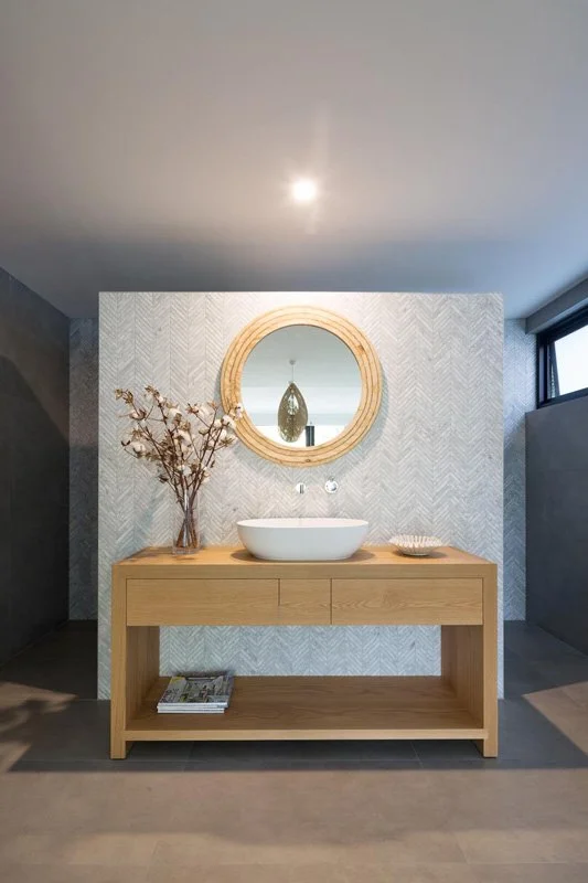 Luxury in every detail.
Defined by restraint and balance, our favourite bathrooms celebrate craftsmanship through texture, material, and light.
Not simply designed and built &mdash; but to be experienced.

#northernbeachesbuilding #northernbeachesbui