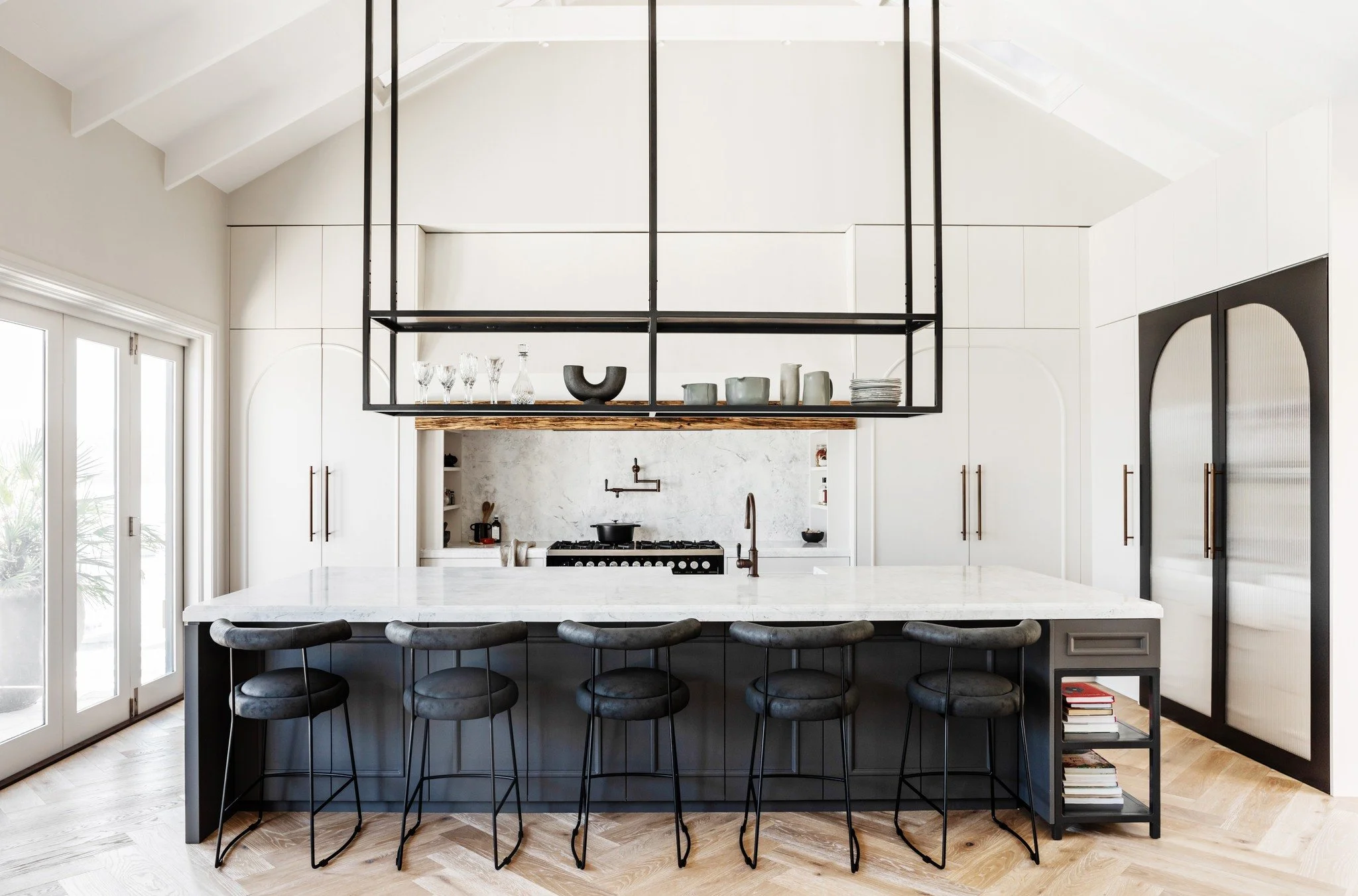Dining spaces aren&rsquo;t just about a table and chairs, they&rsquo;re about proportion, light, flow and that feeling when everything just works. Whether it&rsquo;s a statement piece overhead, seamless connection to the alfresco, or custom joinery f