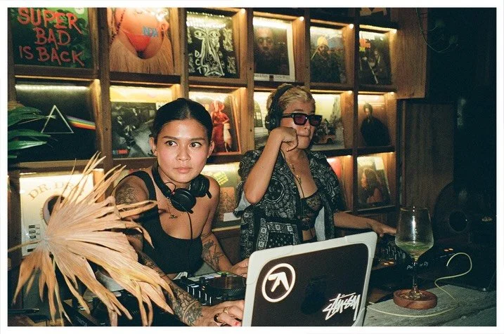 The night we discovered Vicks sticks // October 2023

Dev/scan: @thackersfilmlab 
&bull;
#madewithkodak