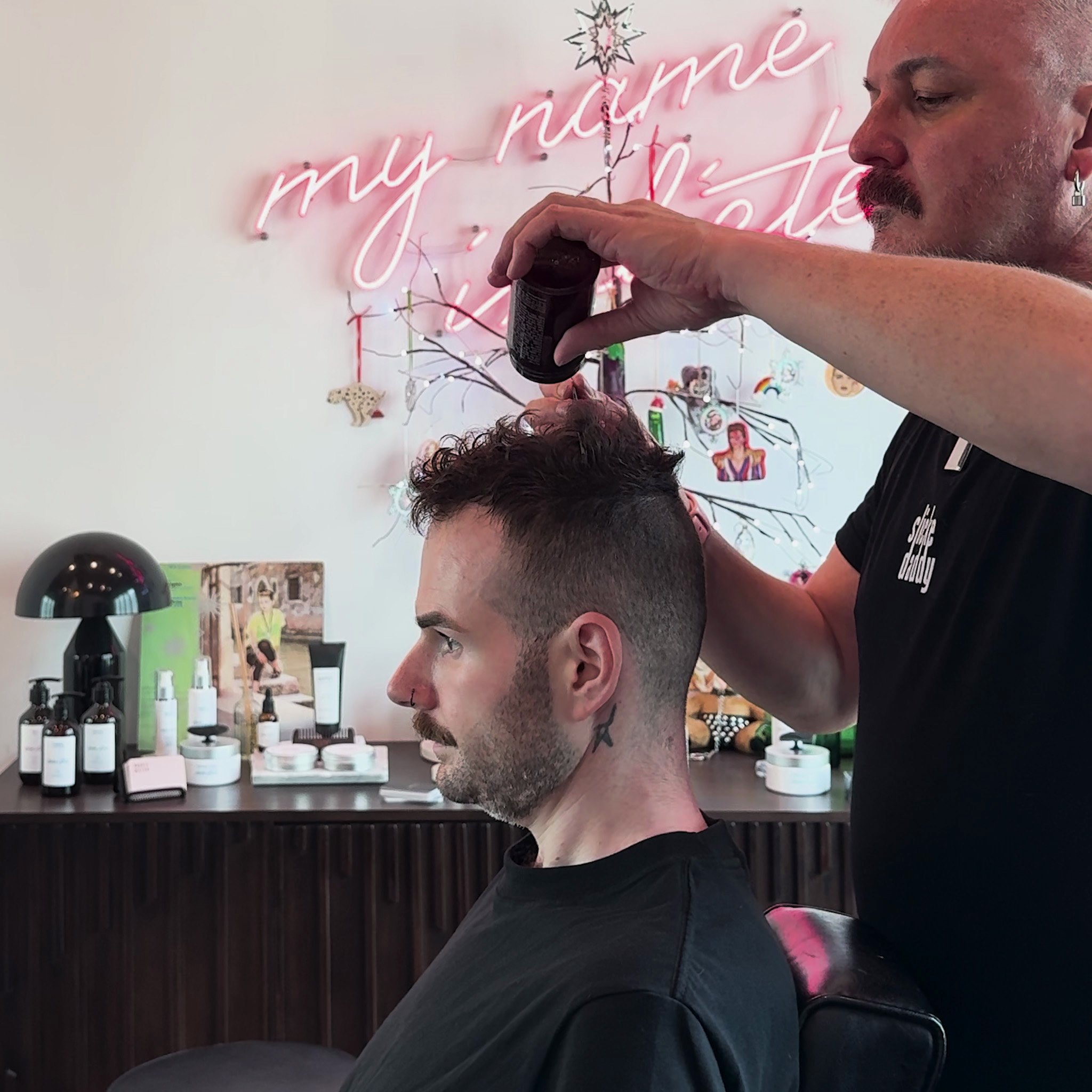 https://dieterslicke.squarespace.com/s/Dieter-Slicke-BioTHIK-Hair-Fibers-Square-SuperSuperLowRes.mp4