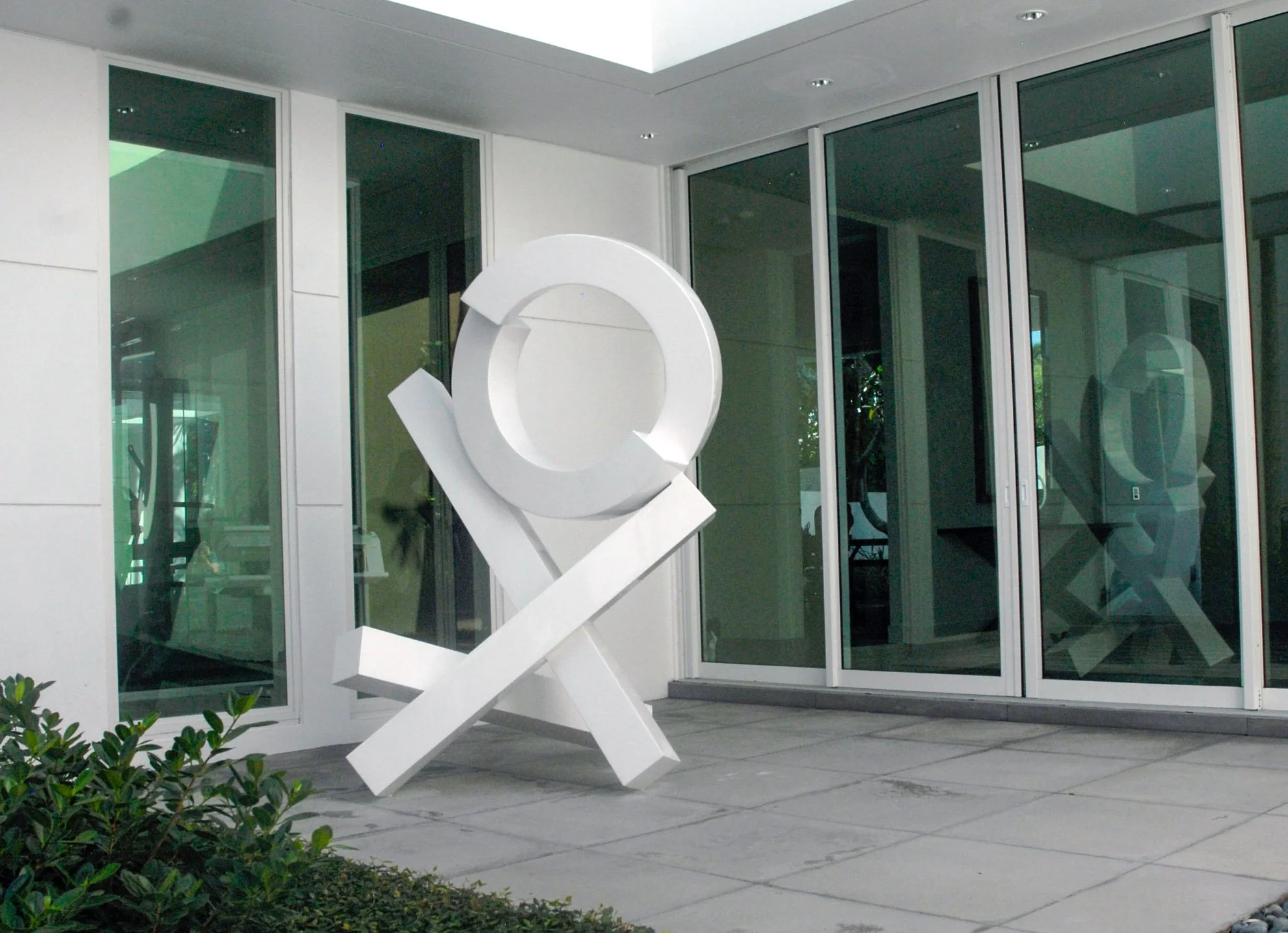 "X's #14", Painted Aluminum, 72 x 40 x 36", Private Collection, Palm Beach, Florida. 