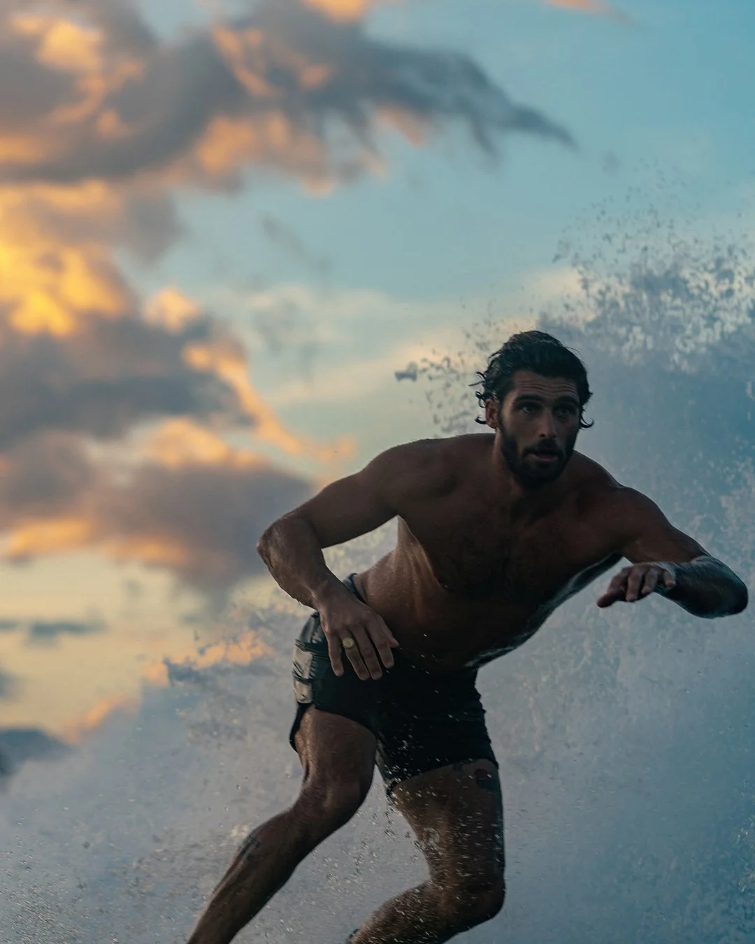It&rsquo;s always worth the early alarm.

Thank you @myeyeswontdry 

#surf
#theearlybirdgetstheworm