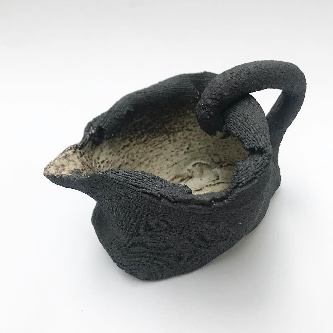 The Shitty Jug 
#ceramics #3dprinting #ceramic3dprinting #fineart