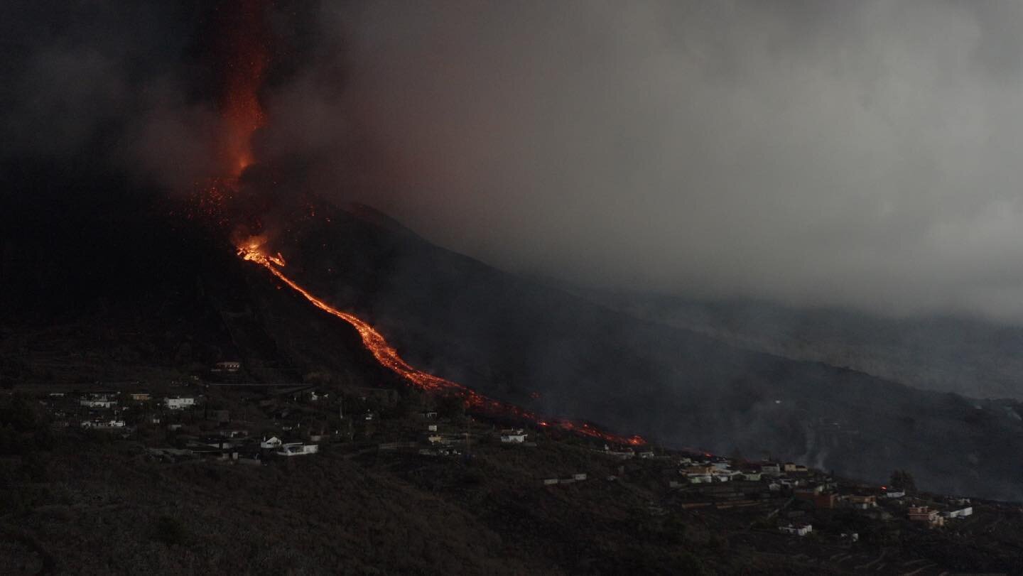 Tonight on DAVE TV 6pm
Exploration Volcano.
The Ridge of Fire Part 2

The volcanic eruption on the Spanish Canary Island of La Palma has destroyed over three-thousand homes and caused a humanitarian crisis. But now it appears to be gearing down. Volc