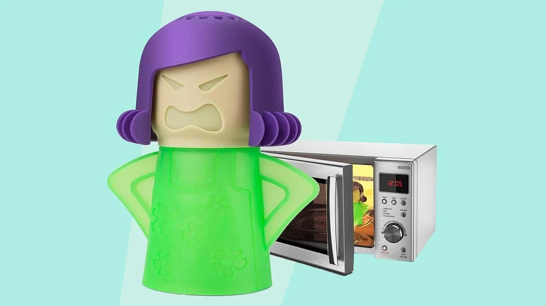 This Unexpected Cleaning Gadget Only Needs Vinegar and Water to Keep Your Microwave Spotless