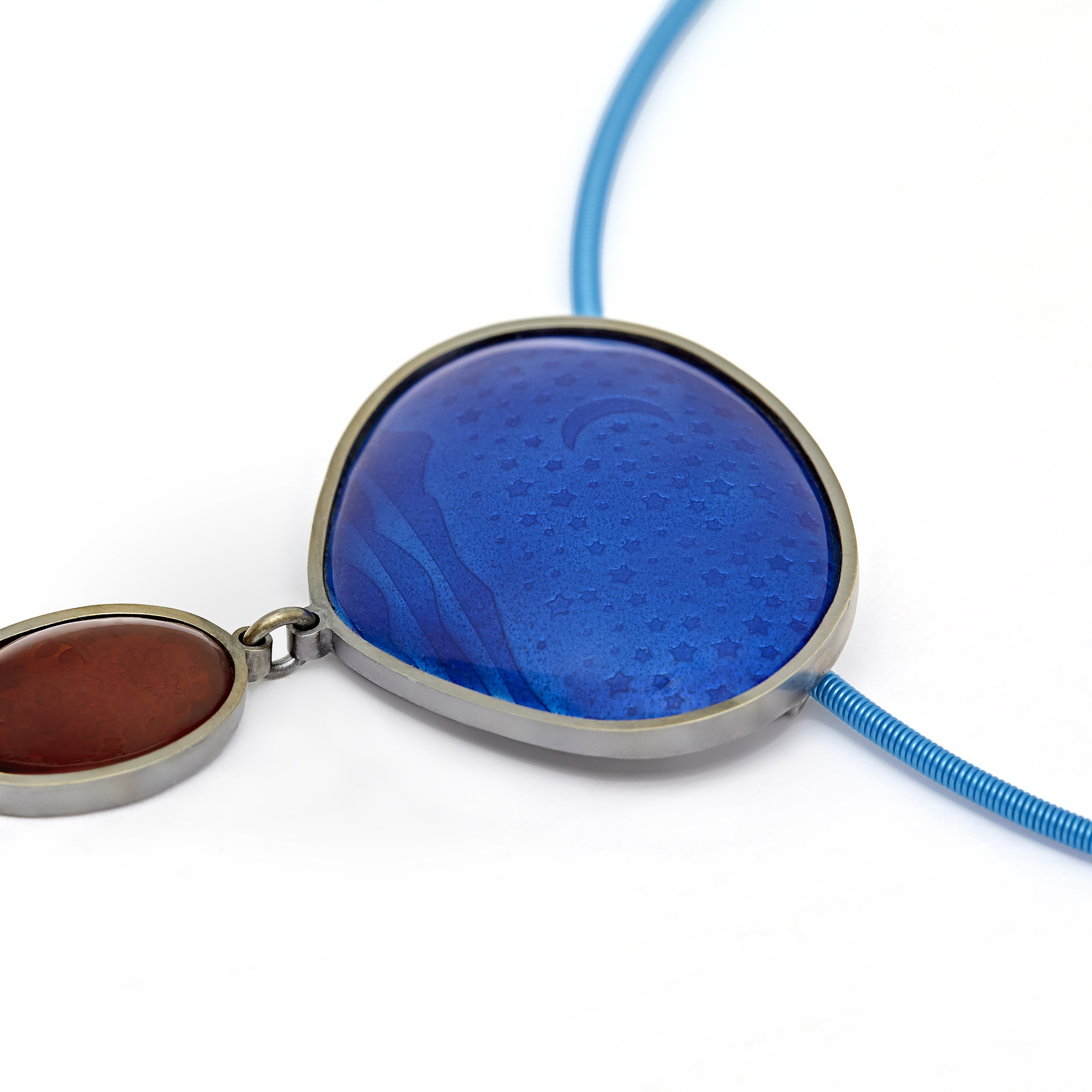 double blue and red drop angle.jpg