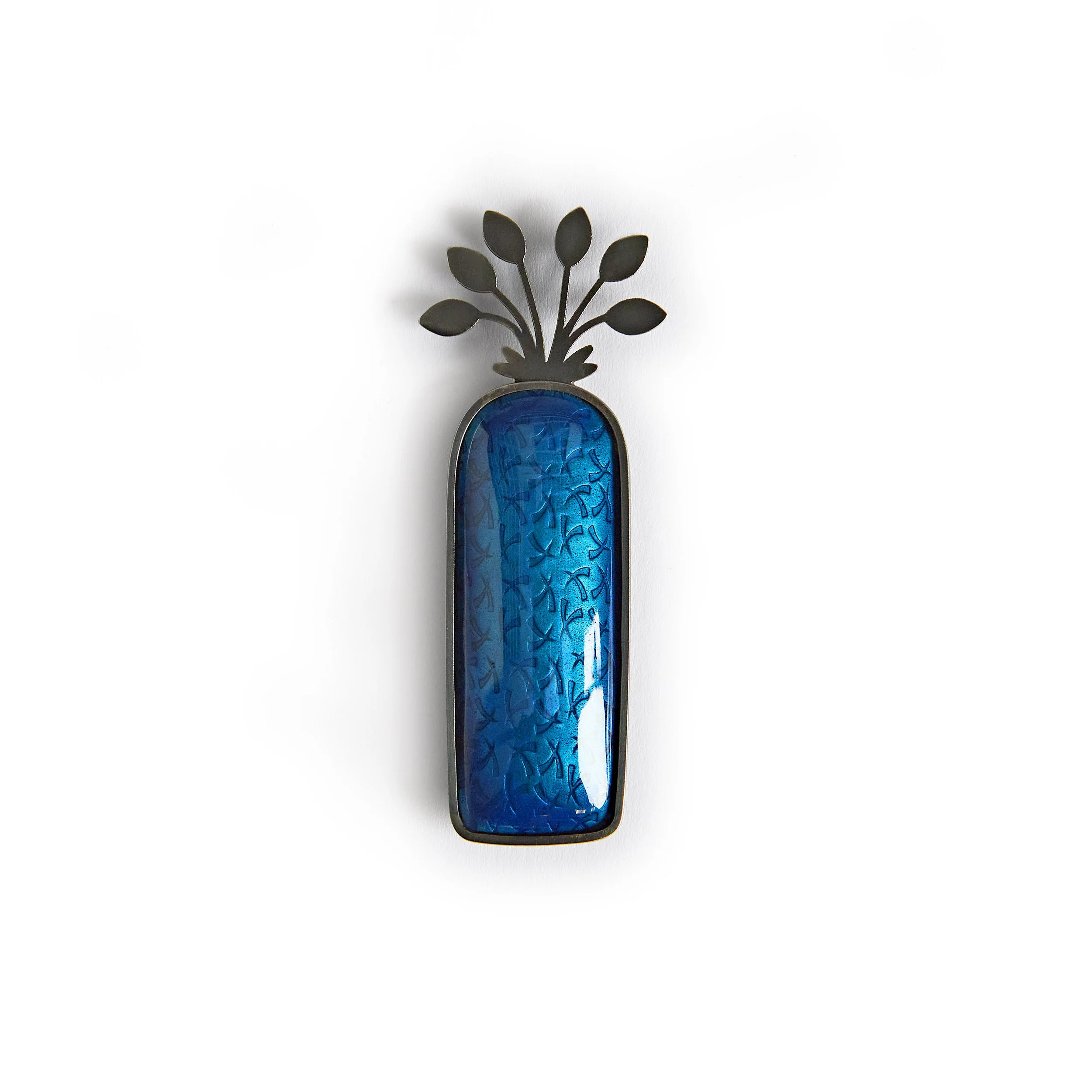 brooch blue vase.jpg