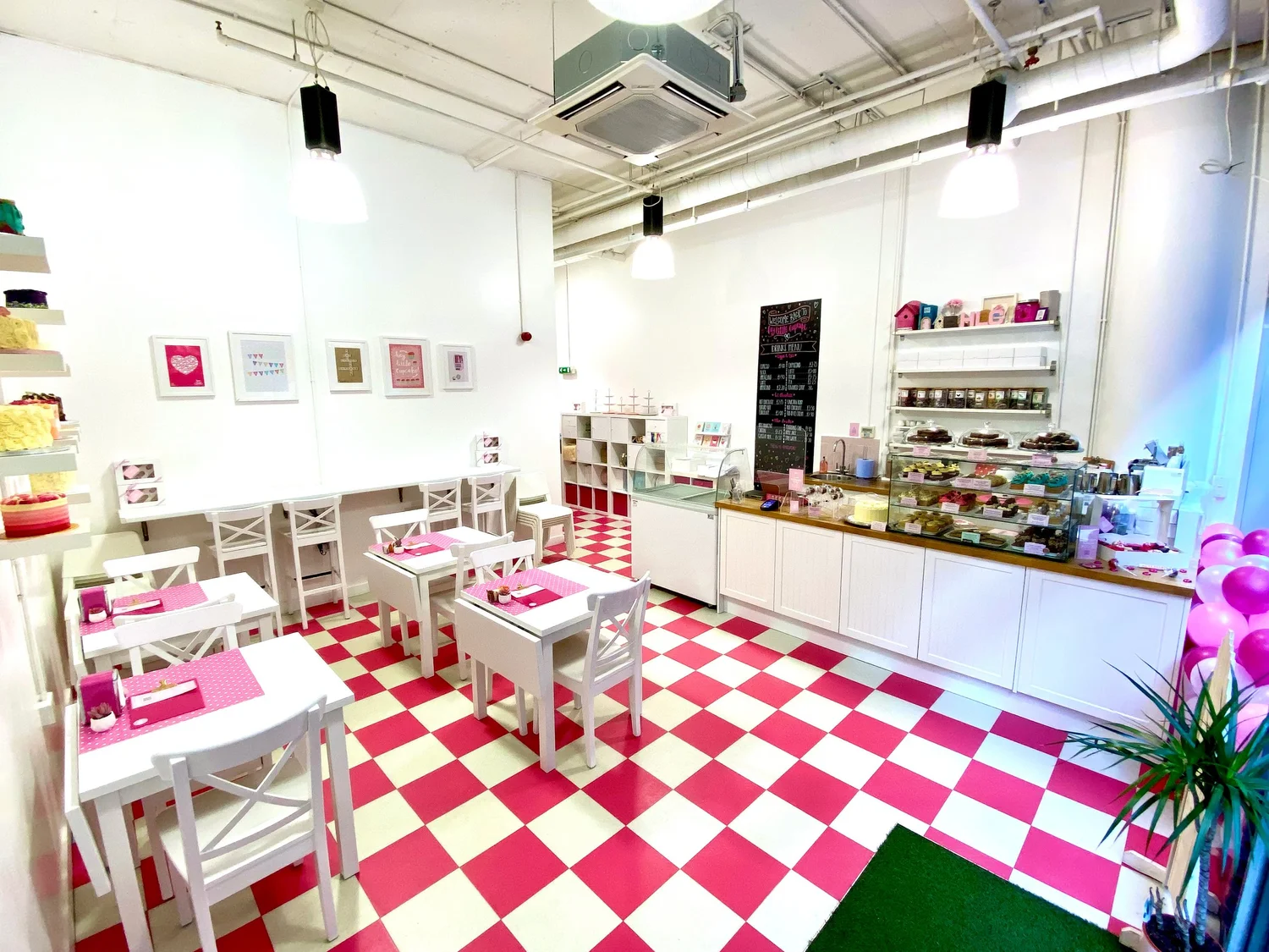 Hey Little Cupcake Manchester Cupcakes, Brownies, Cakes, Cookies