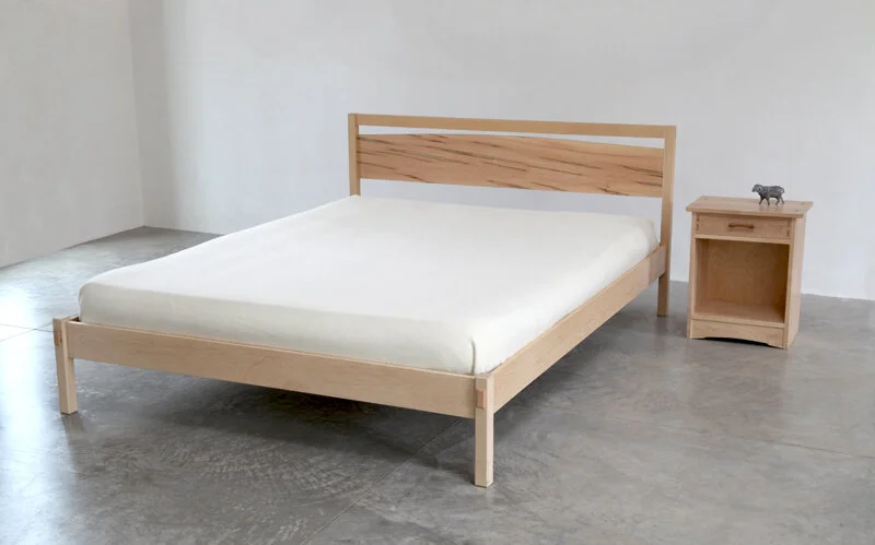 bed_maple.jpg