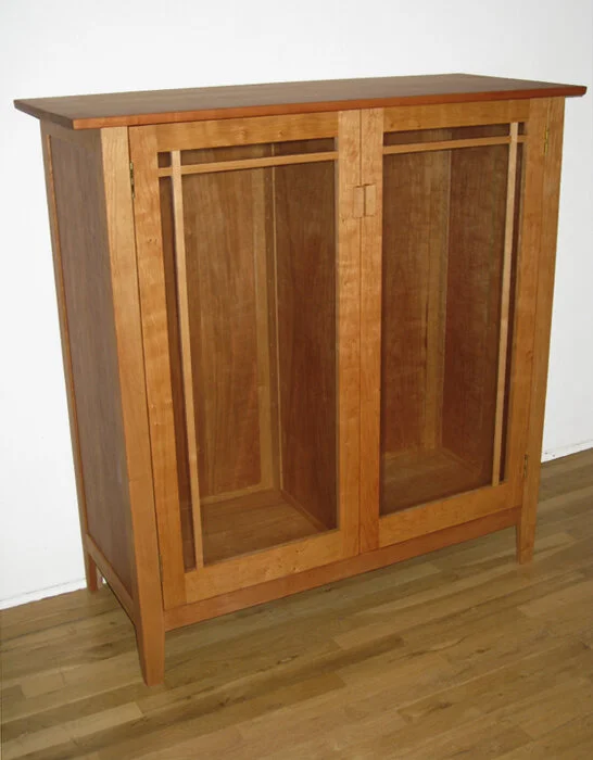 credenza_maple.jpg