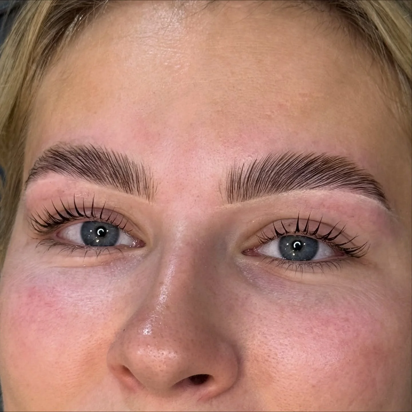 My last treatments from my old home! On to the new one 🦊

-Lamination lash lift combo
-Lamination lash lift combo
-Tint and wax
-Tint and wax 
-Helix and lobe piercing
-Henna and wax 
-Lamination, tint and wax combo
-Tint and wax 
-Lash lift (aka Ko