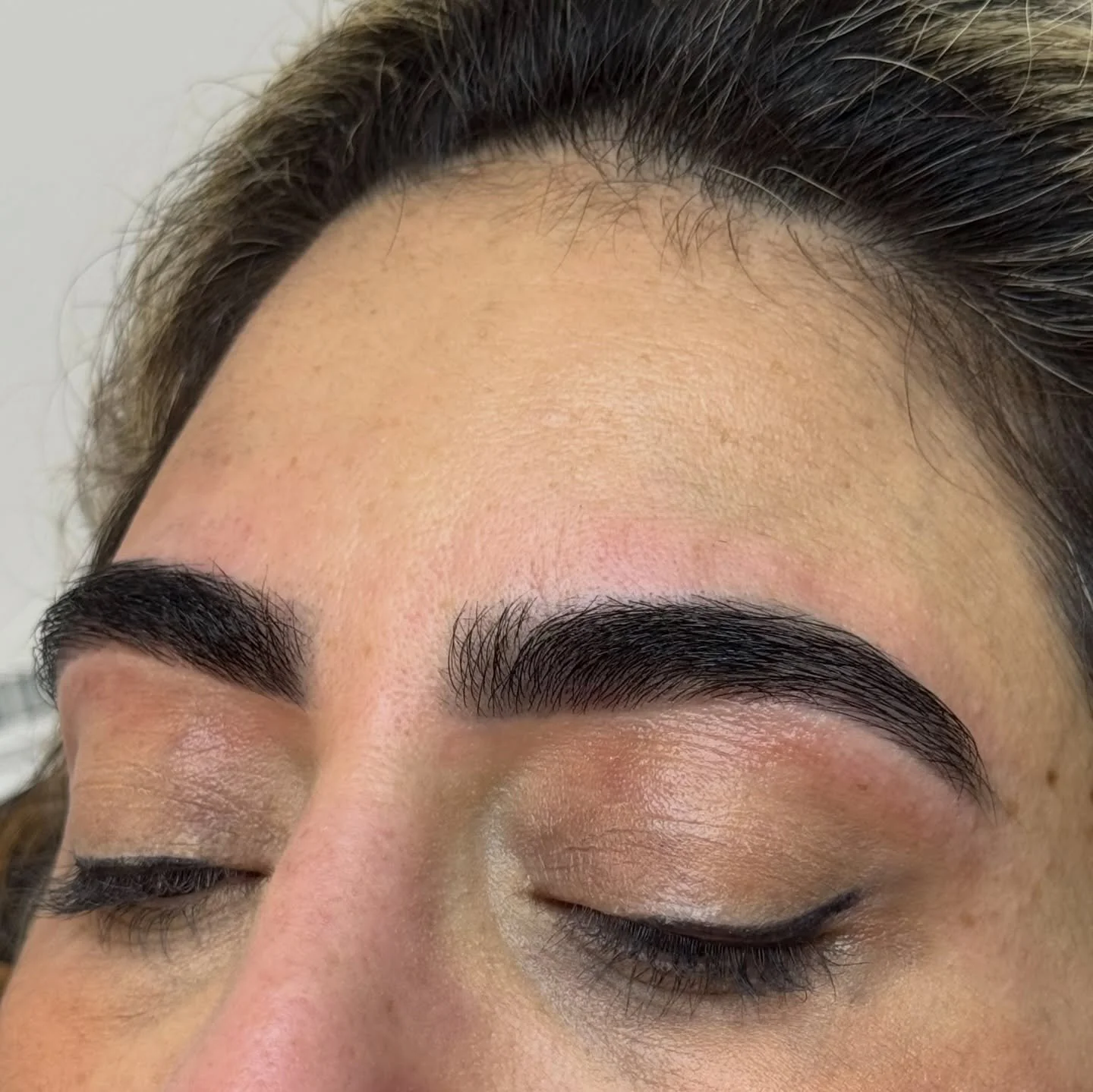 Nice lil selection of some recent treatments! I loooove that everyone has different brows, preferences and style. Your treatments is completely tailored to you and your needs ✨ 

1. Brow wax and tint
2. Brow wax and tint
3. Brow wax and tint
4. Brow 