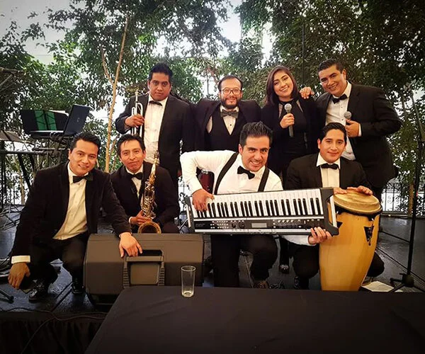 Grupo musical versatil