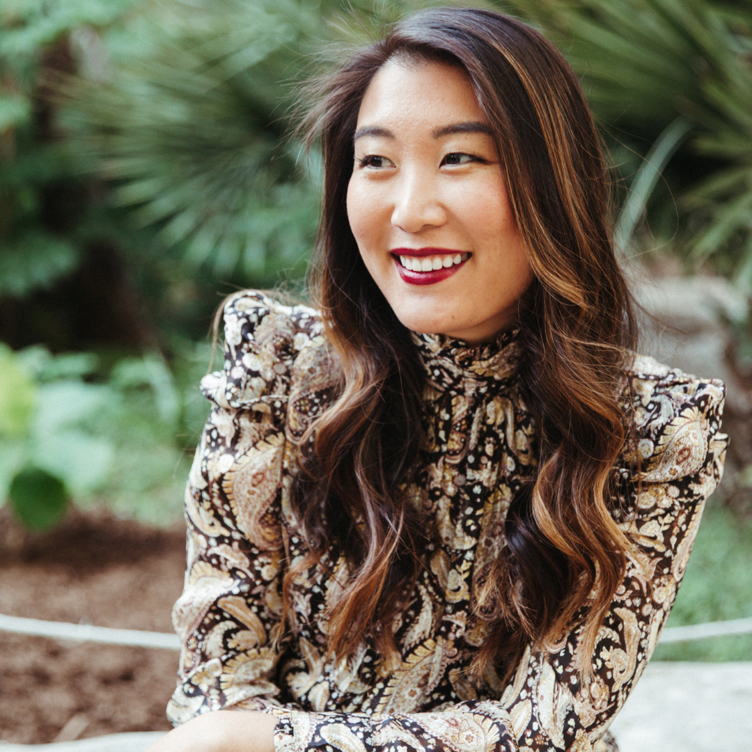 Michelle Yu Lin Michelle Yu - Career and Leadership Coach
