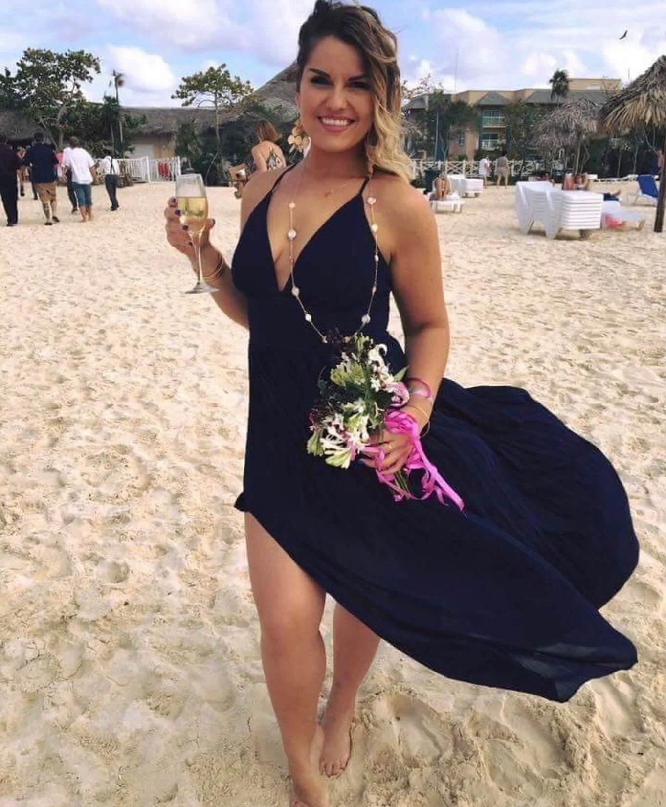 🚨 Vacation Tans 🚨

Why we need them, why we get them, why we love them

Simple questions with a simple answer: cause we love our skin 🥰🥰

The myth of needing a &lsquo;base tan&rsquo; is just that, a myth. 
Baby if you burn in the Sun quickly then