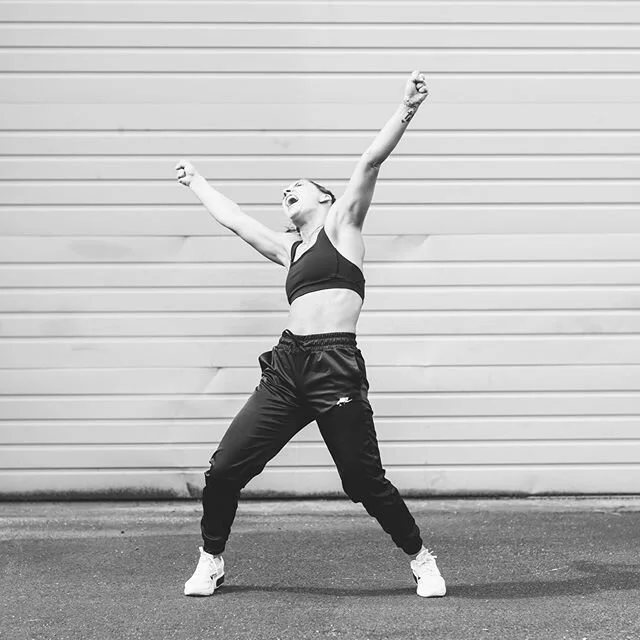 💫ONE MONTH DOWN💫⁣⁣
⁣⁣
This first month of @carellaraelive has been the most incredible, humbling, beautiful, exhausting (🤣) month of my life. I still wake up every morning and look at my class roster and cannot believe what I am seeing. Seriously,