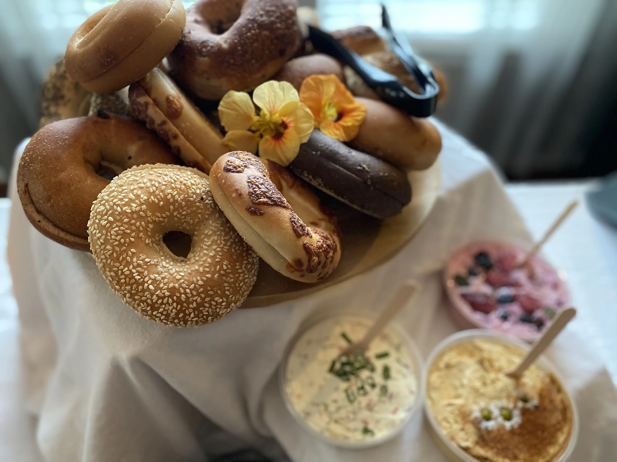 Bagel ar w/ Seasonal Spreads