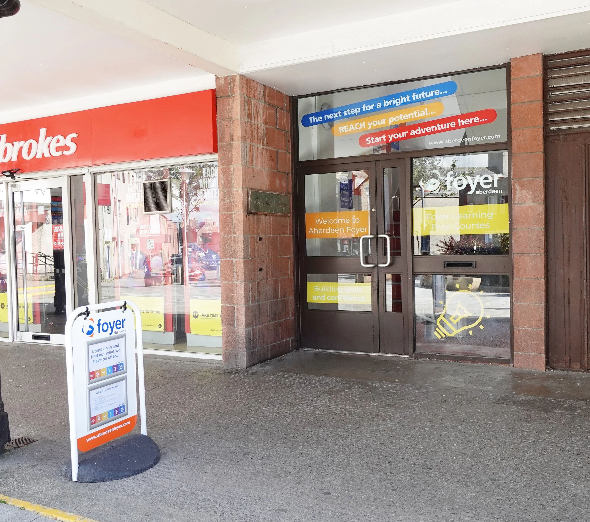 our-locations-aberdeen-foyer