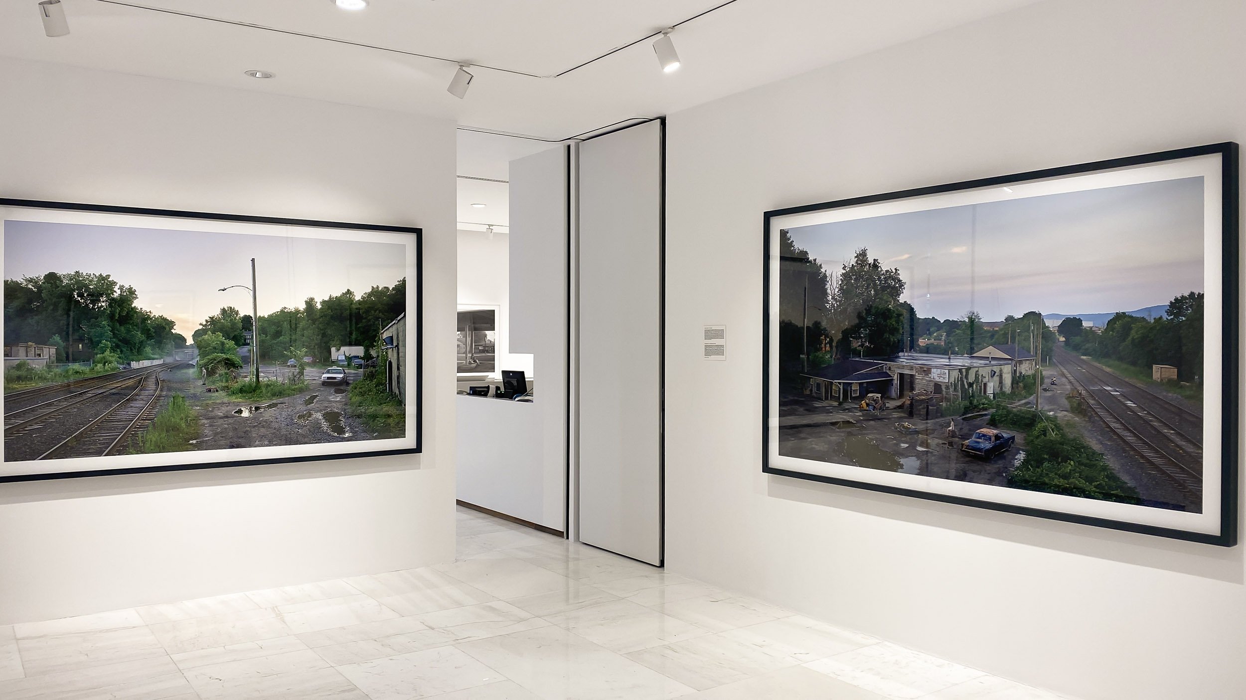 gregory_crewdson-exhibition-alketa_misja_photo1.jpg