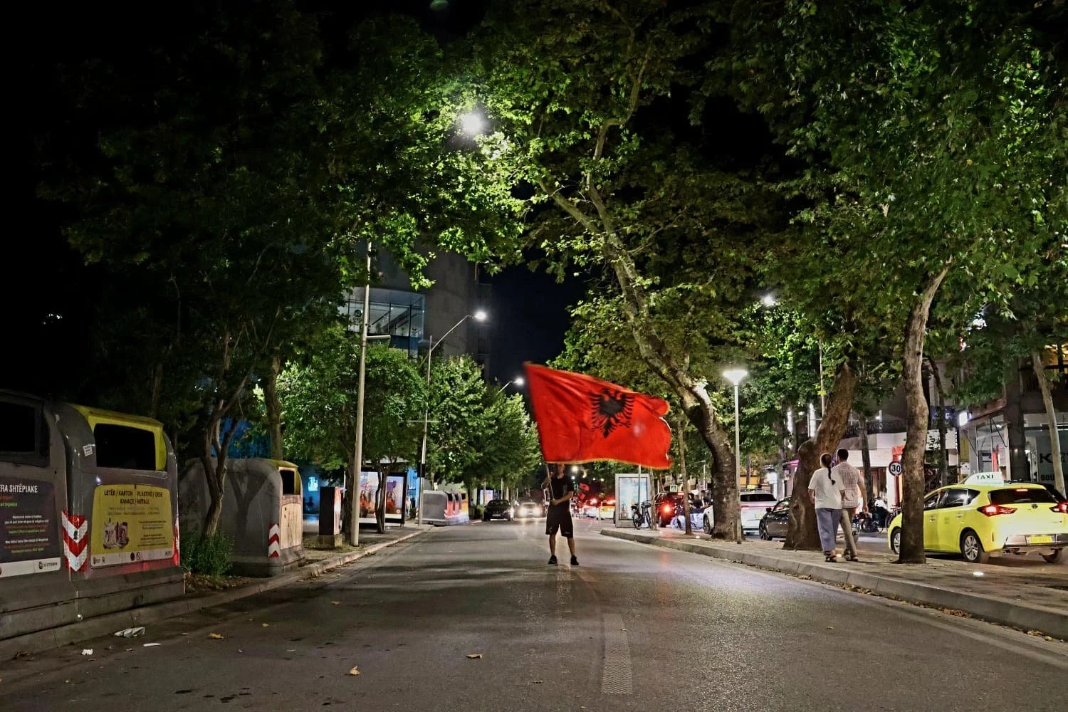 © megi bega, flag hero
