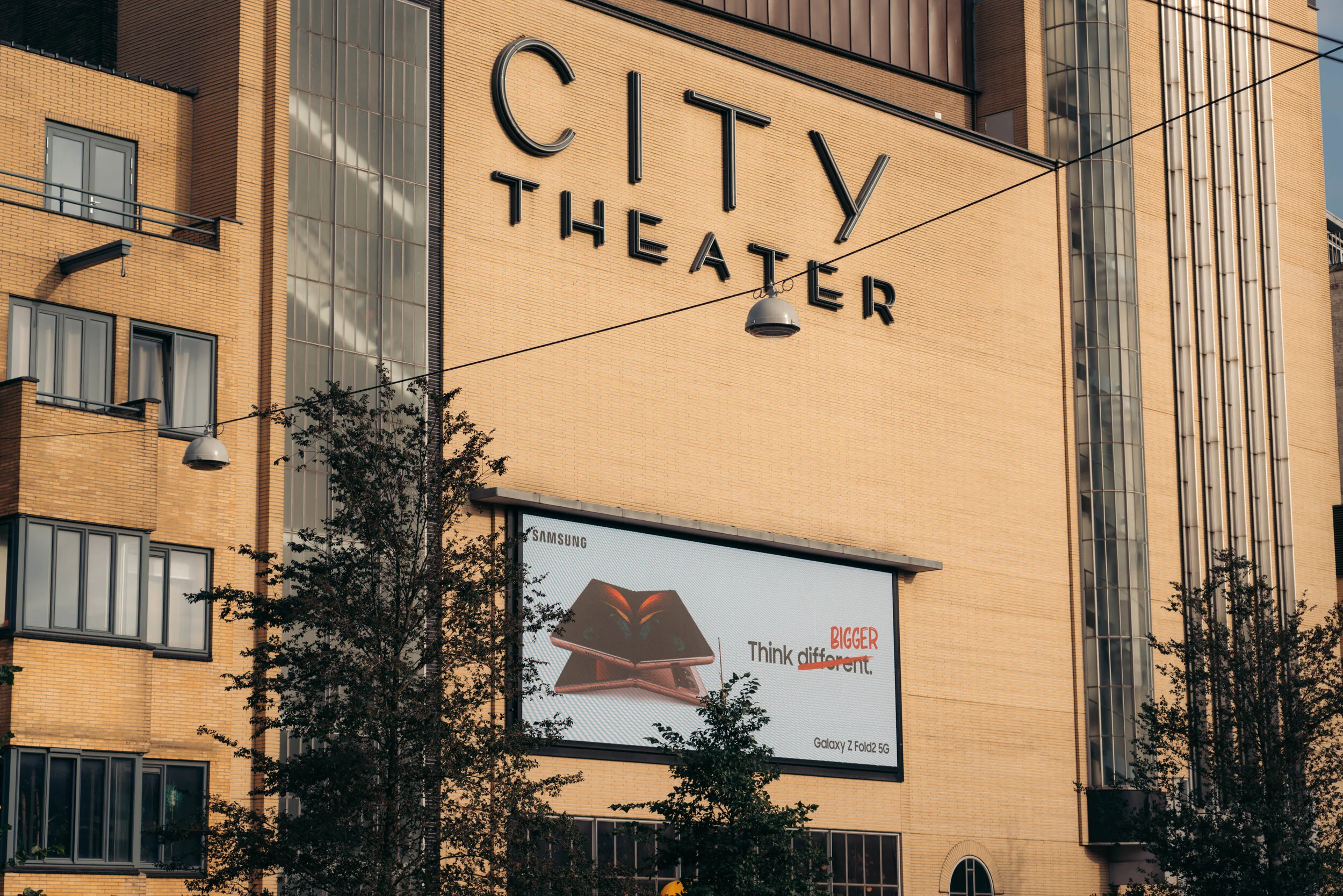 LOWRES_AMSTERDAM_SAMSUNG_DOOH-10.jpg