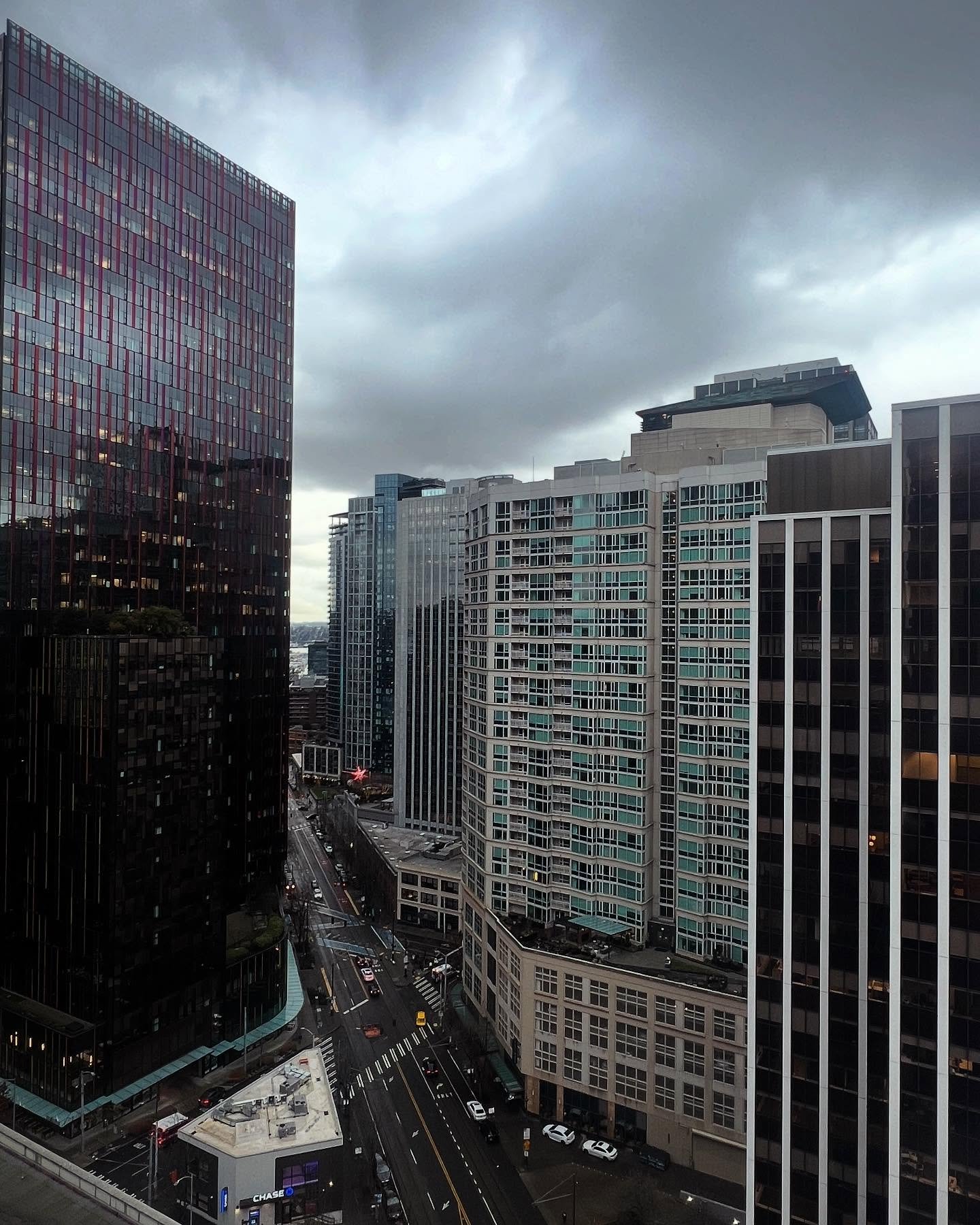 Classic downtown Seattle views! Excited to kick off work with the City of Seattle - we&rsquo;re facilitating a strategy workshop with 60 government leaders 🌨️