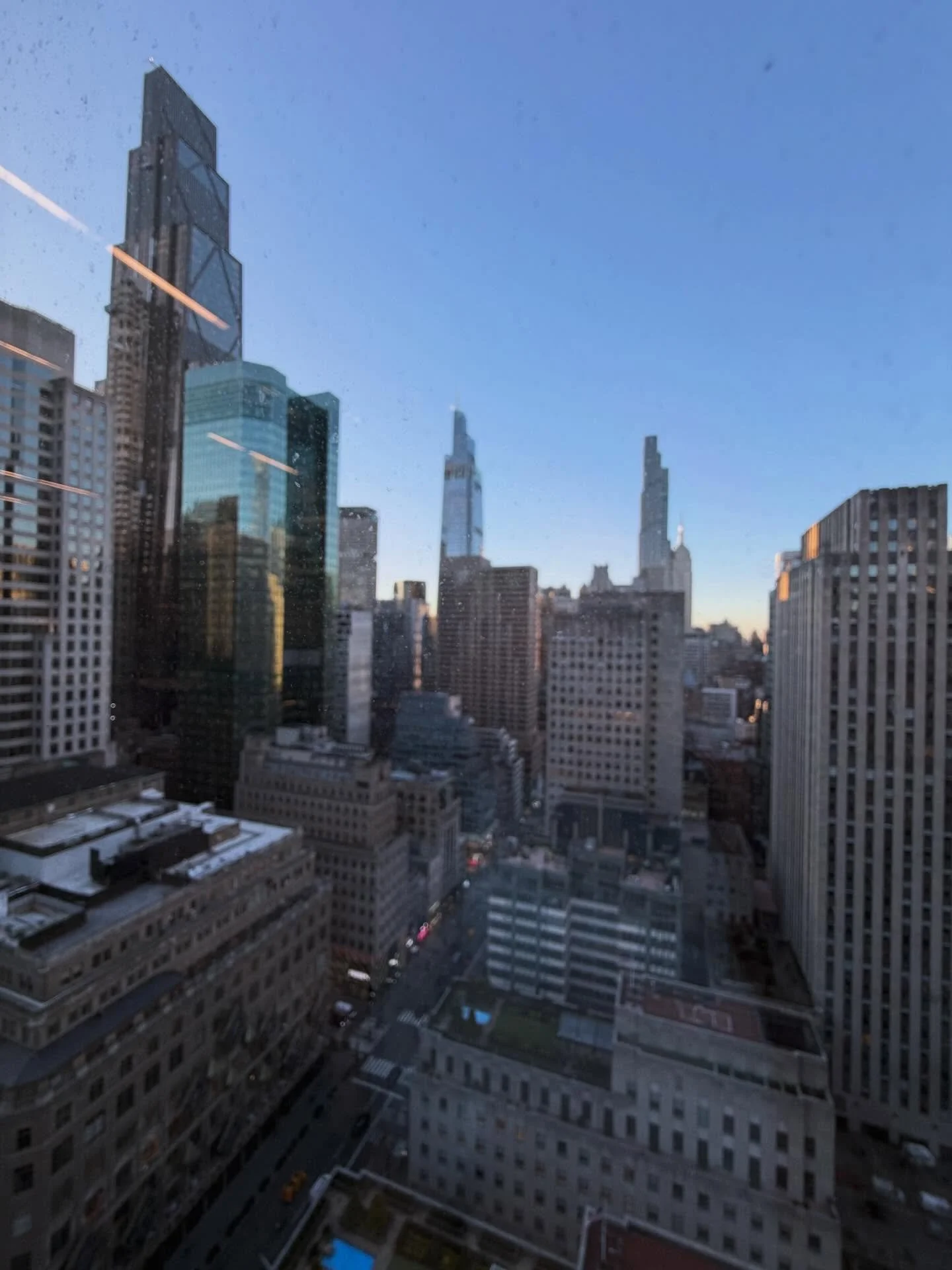 Workshop with a view! Thank you so much @stephneuvirth for inviting us to support your incredible Mara Vet Health leadership team 💥