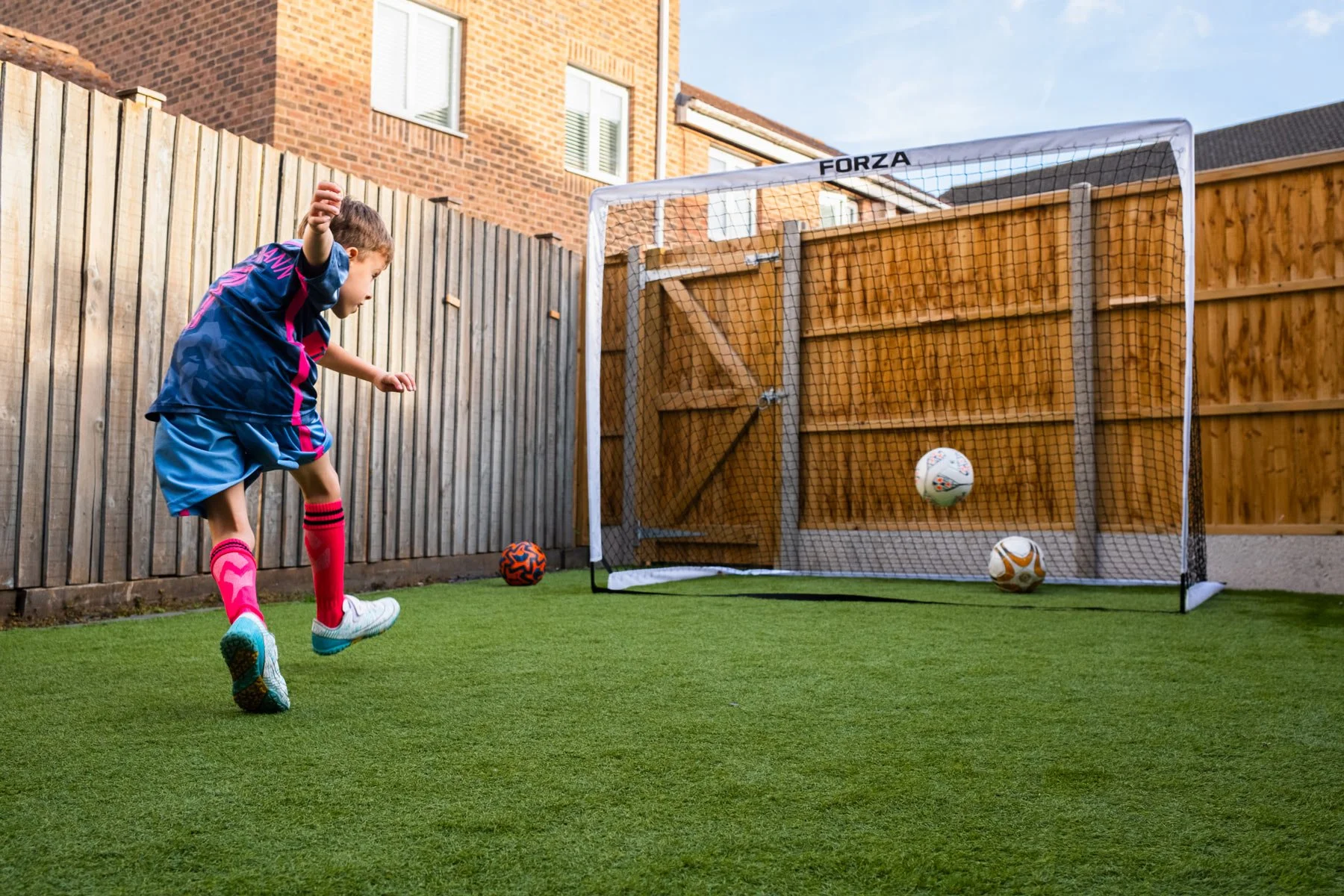 FORZA Flash Square Pop-Up Goal (7ft x 5ft) Review: Great in the Garden, Think Smaller for the Park