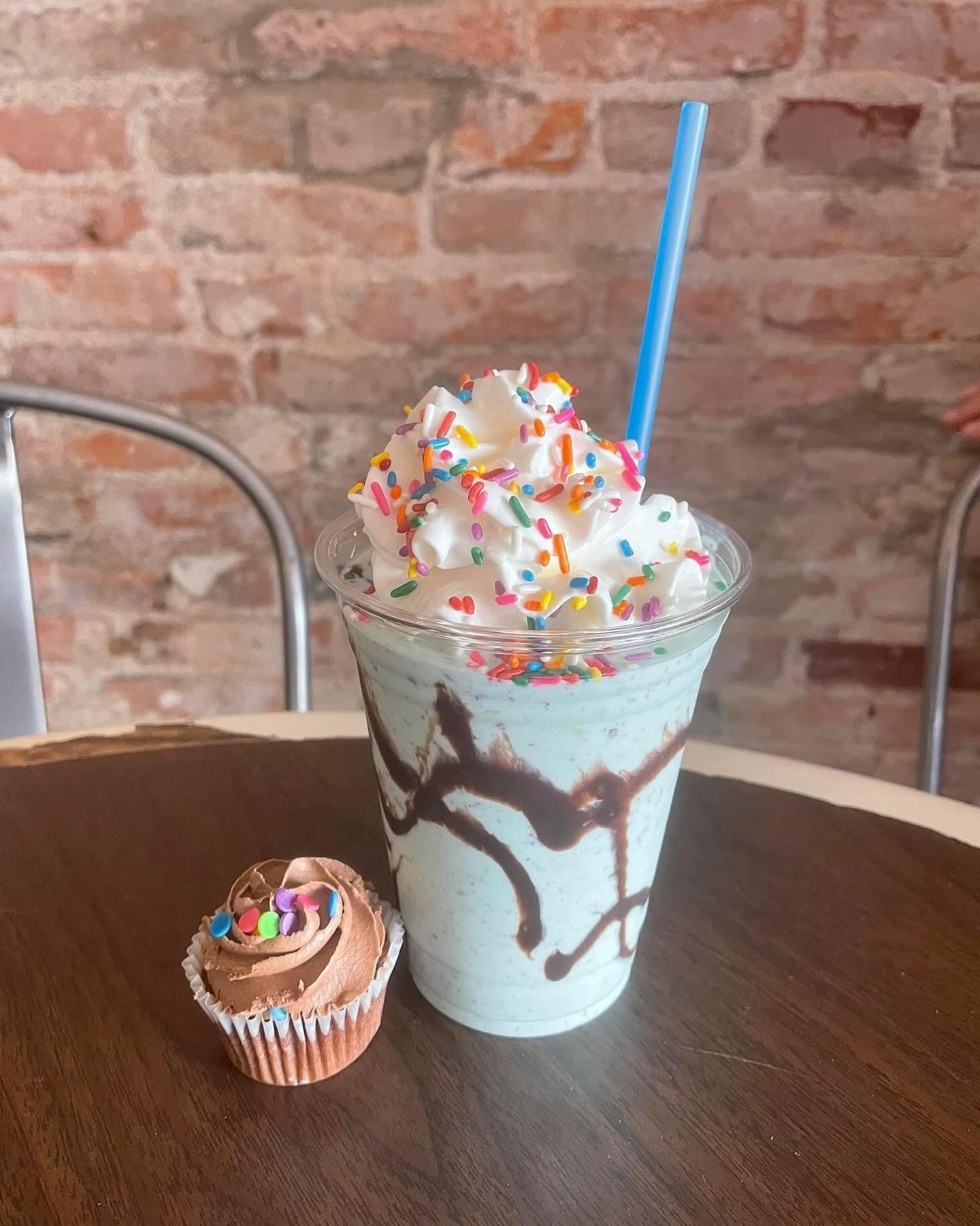 Go shawty, it&rsquo;s my birthday🥳 To celebrate, we&rsquo;re serving up Birthday Cake shakes blended with a whole cupcake! You can come party with me today until 8pm! See you soon🧁