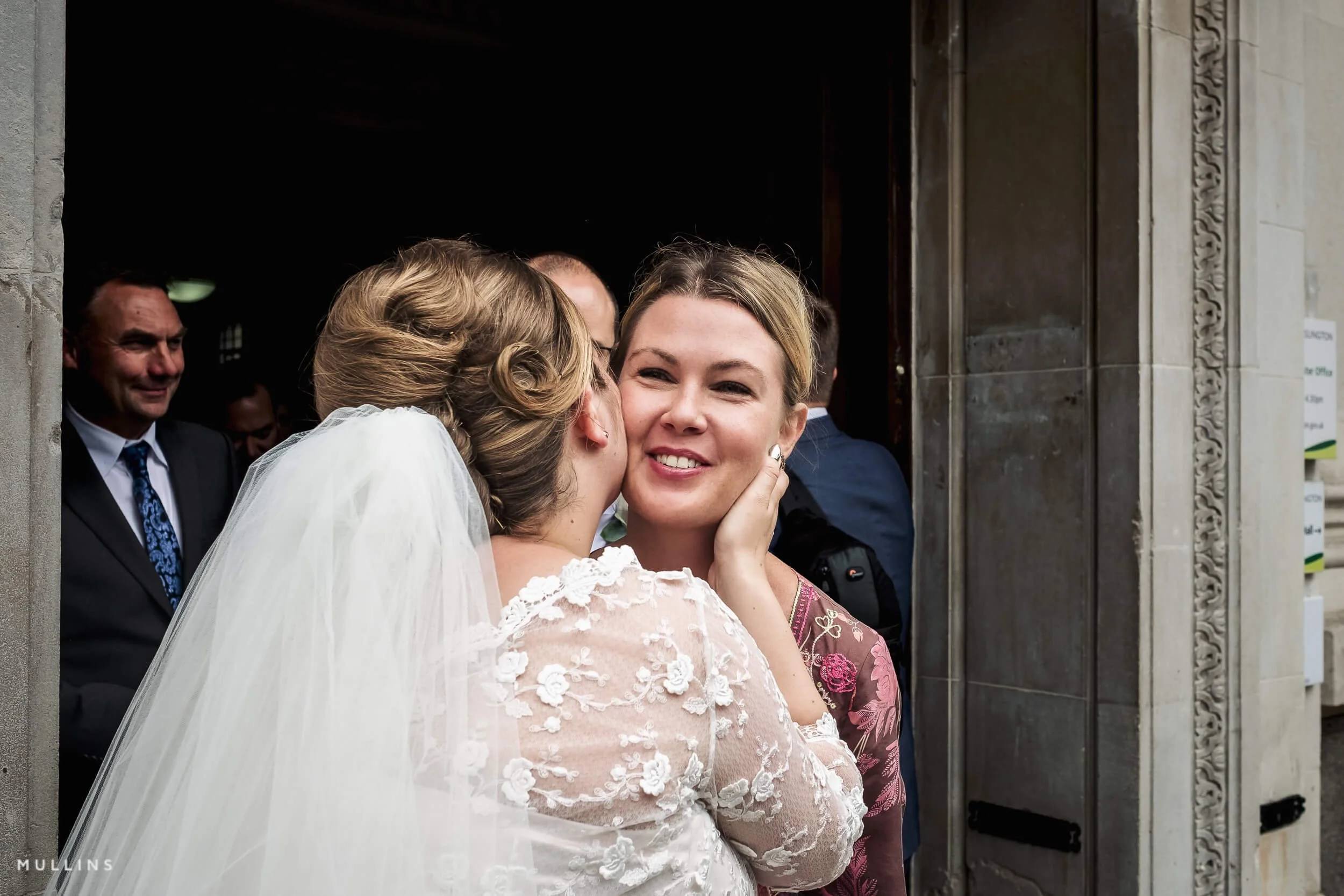 islington-town-hall-wedding-photography-40.jpg