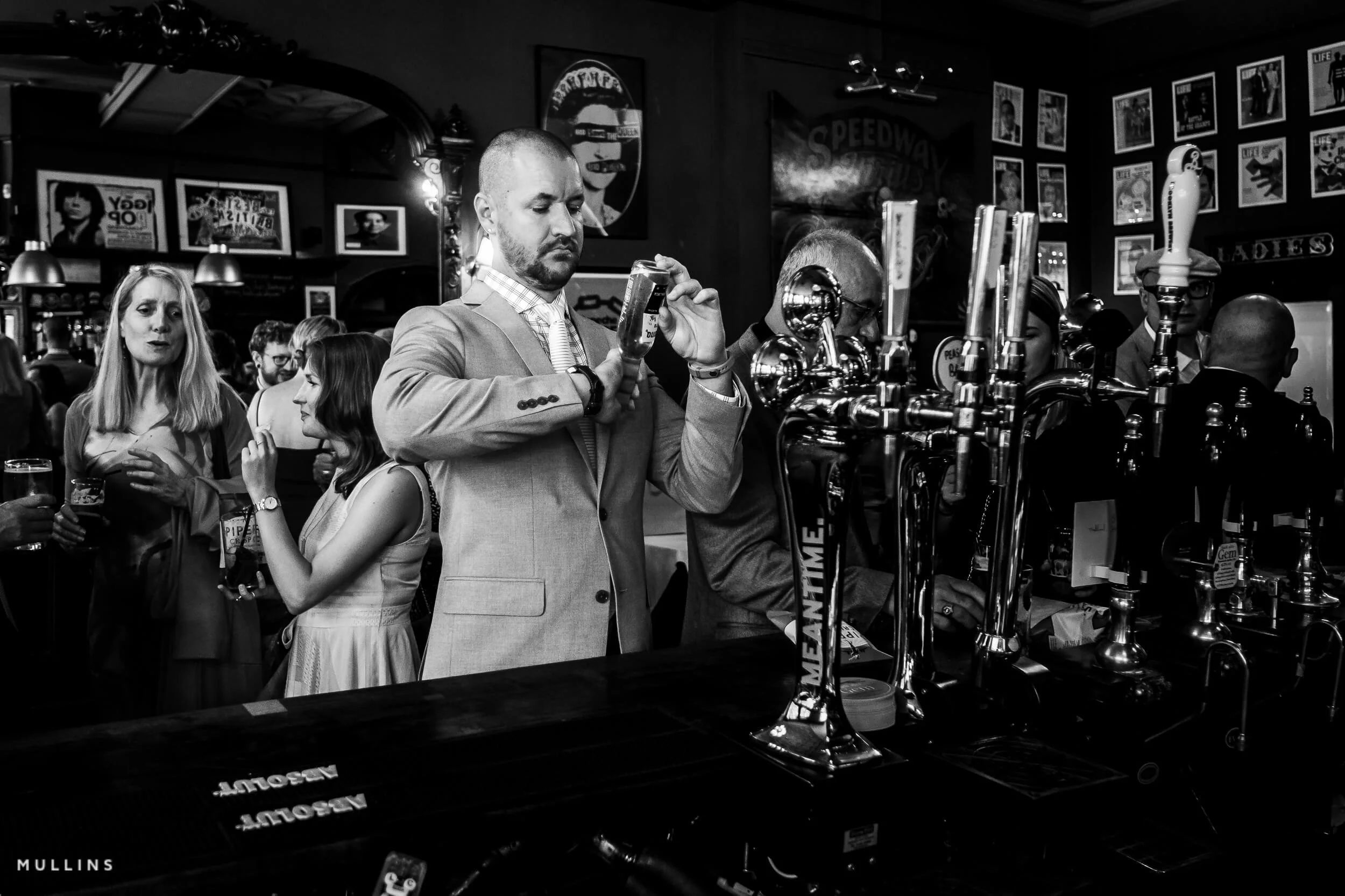 islington-town-hall-wedding-photography-64.jpg