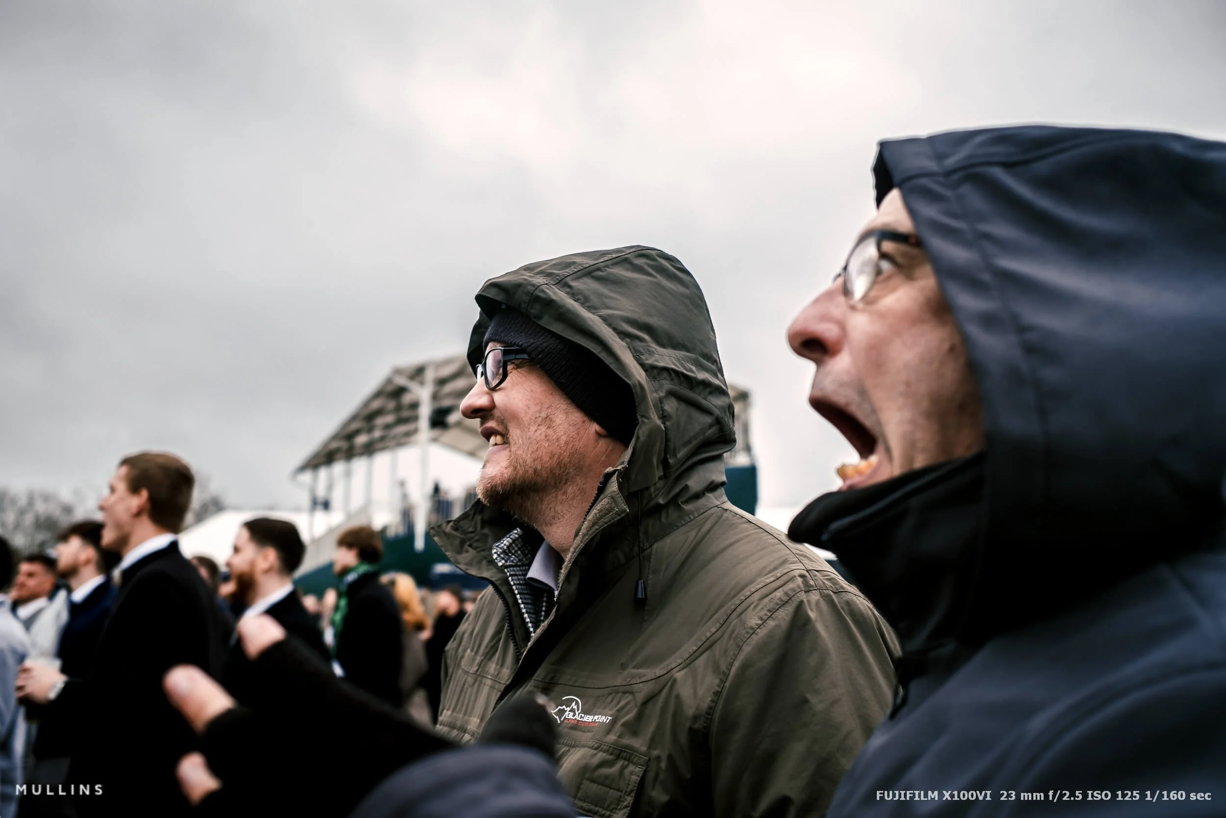 fujifilm-x100vi-cheltenham-festival-racegoers-32.jpg