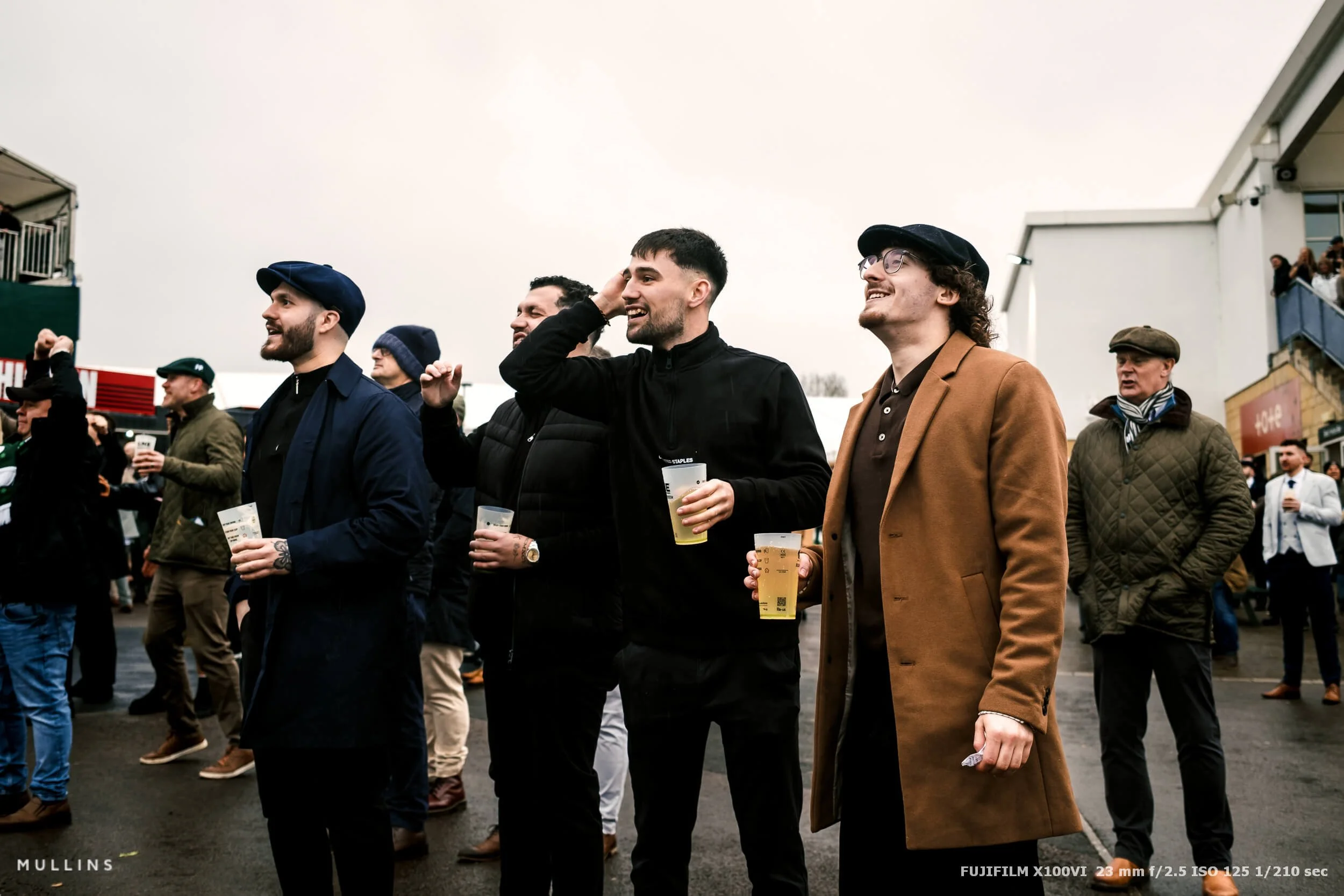 fujifilm-x100vi-cheltenham-festival-racegoers-34.jpg