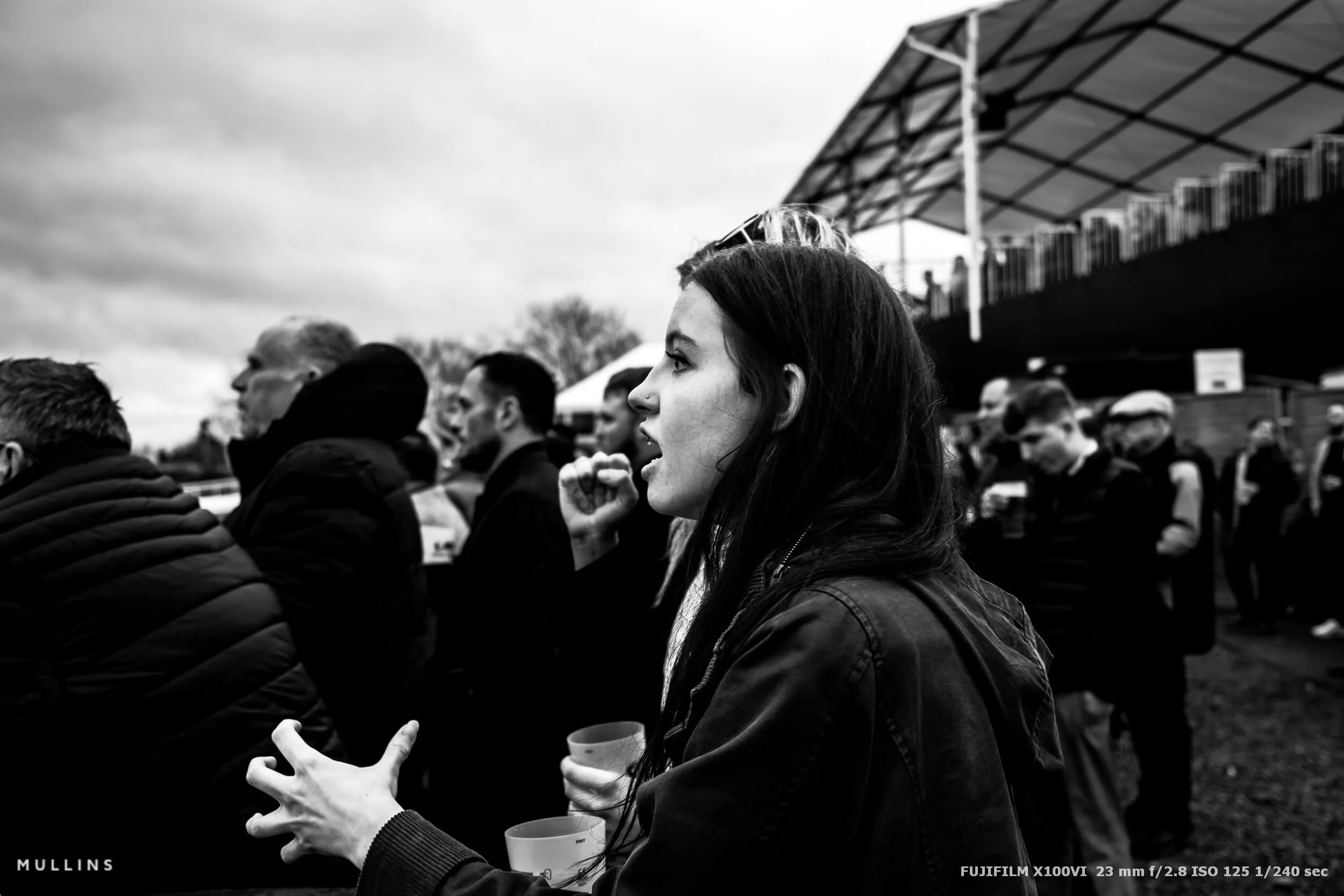 fujifilm-x100vi-cheltenham-festival-racegoers-43.jpg