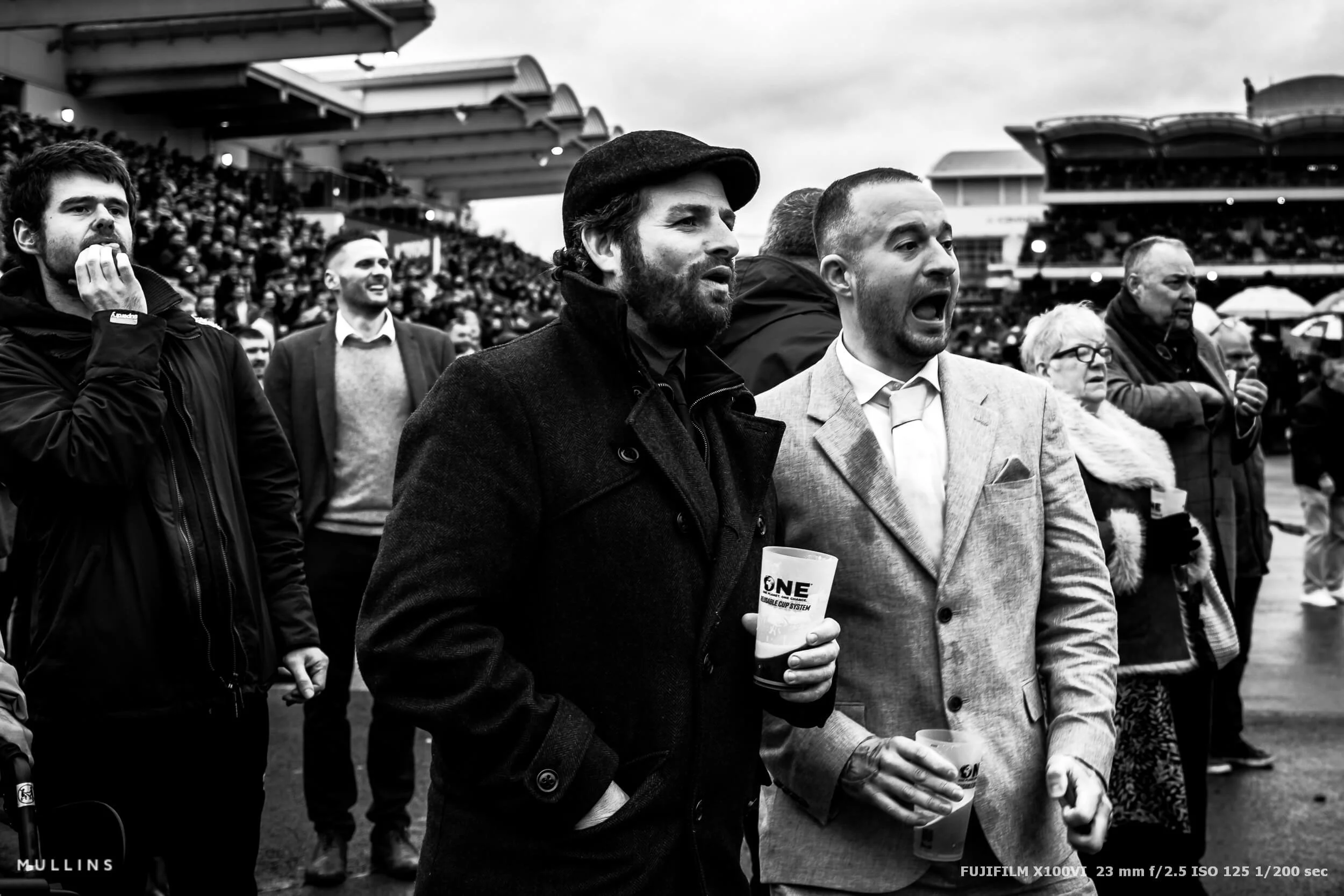 fujifilm-x100vi-cheltenham-festival-racegoers-46.jpg