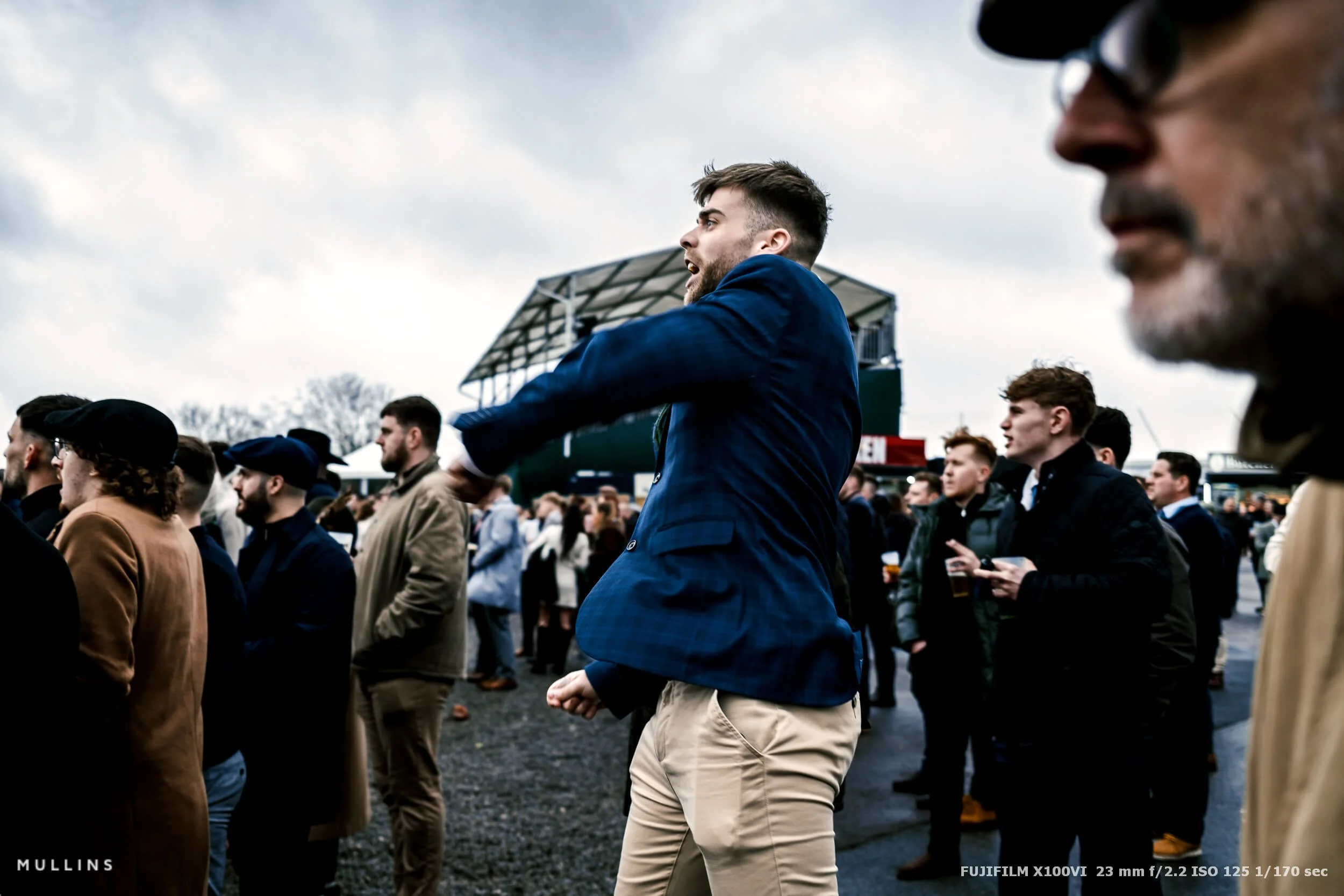 fujifilm-x100vi-cheltenham-festival-racegoers-59.jpg