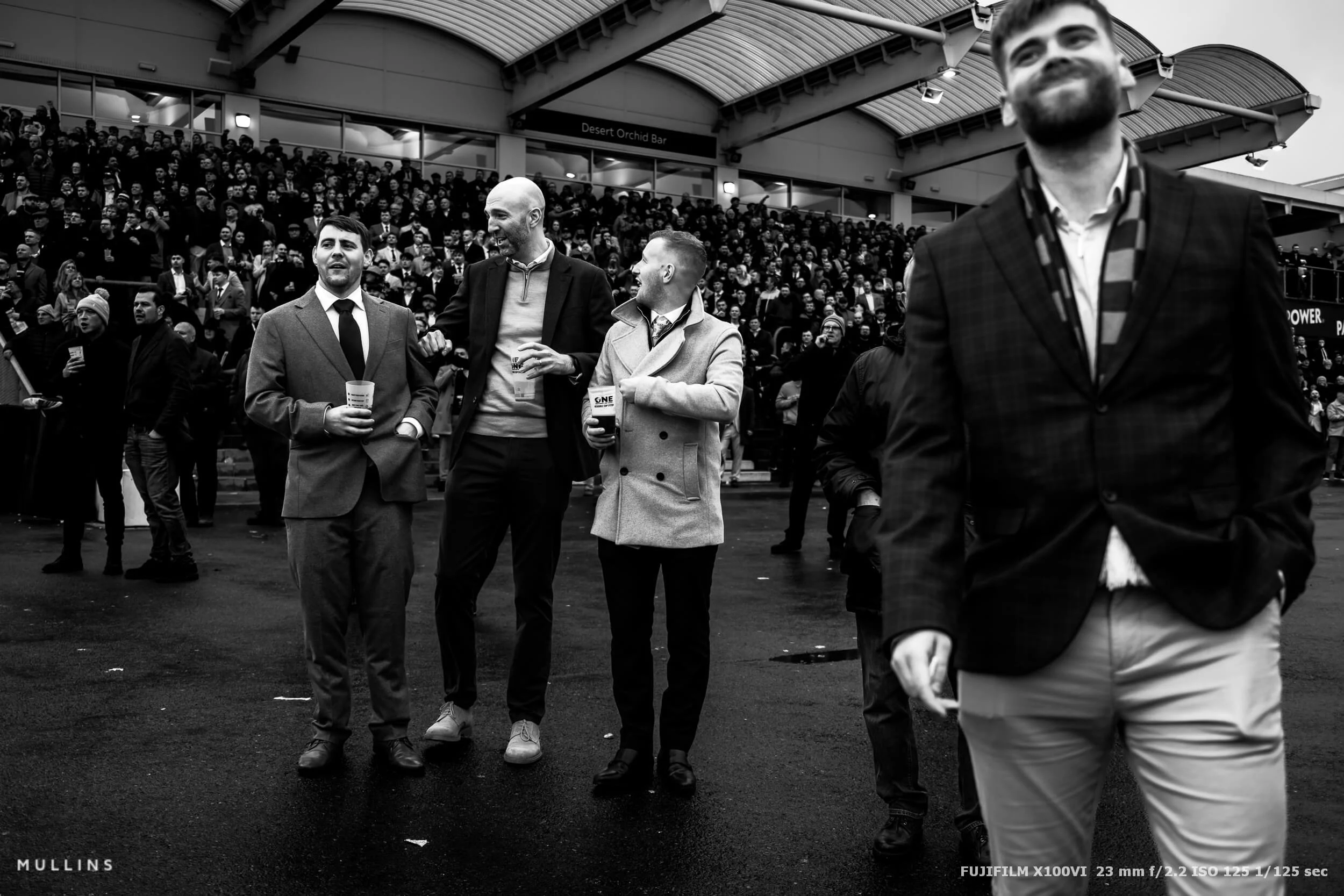 fujifilm-x100vi-cheltenham-festival-racegoers-61.jpg